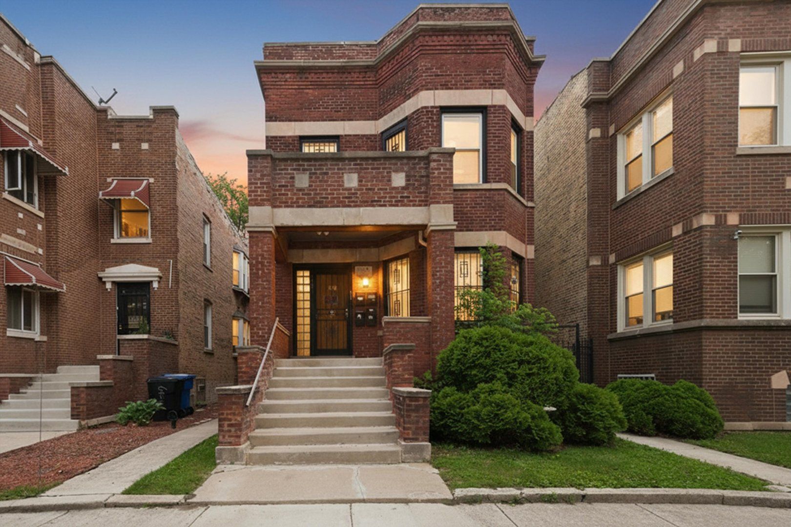 6923 S Sangamon Street — Chicago, IL 60621