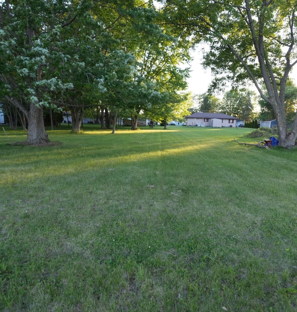 906 S Center Street — Plano, IL 60545