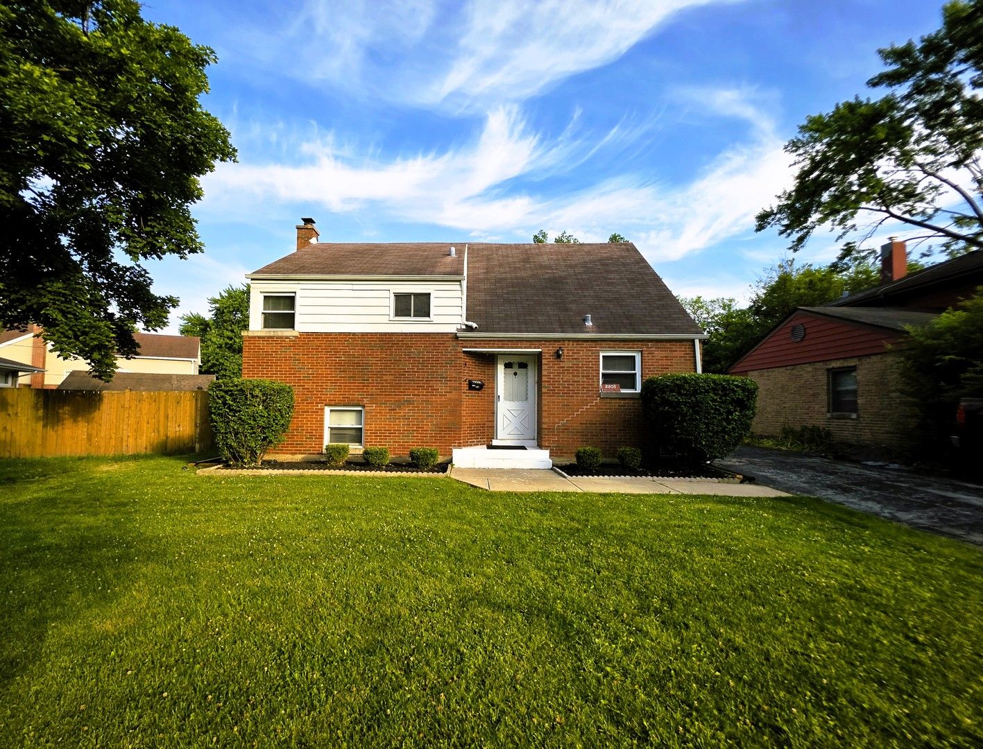 2205 Downey Road — Homewood, IL 60430