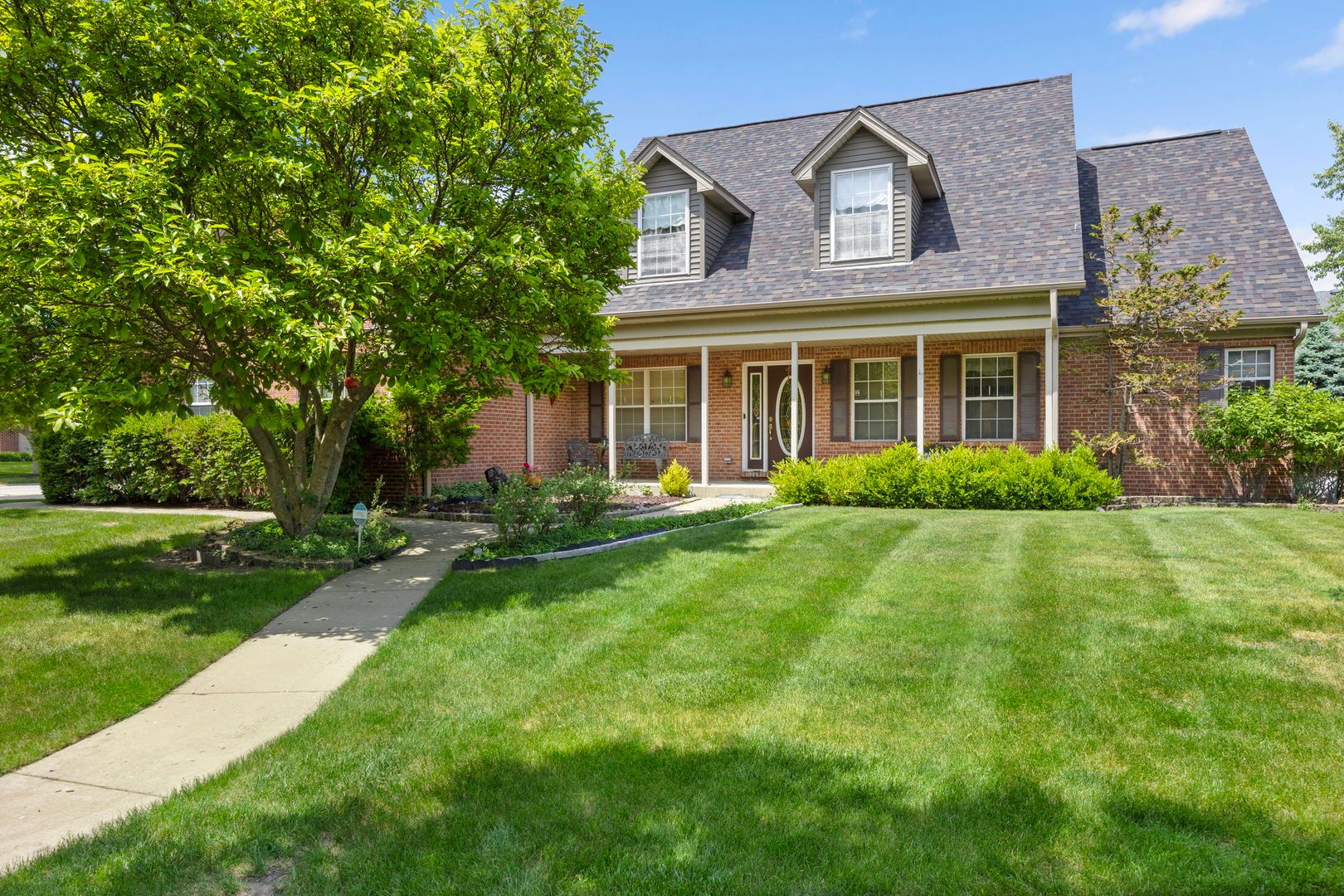 2659 Hoddam Road — Naperville, IL 60564