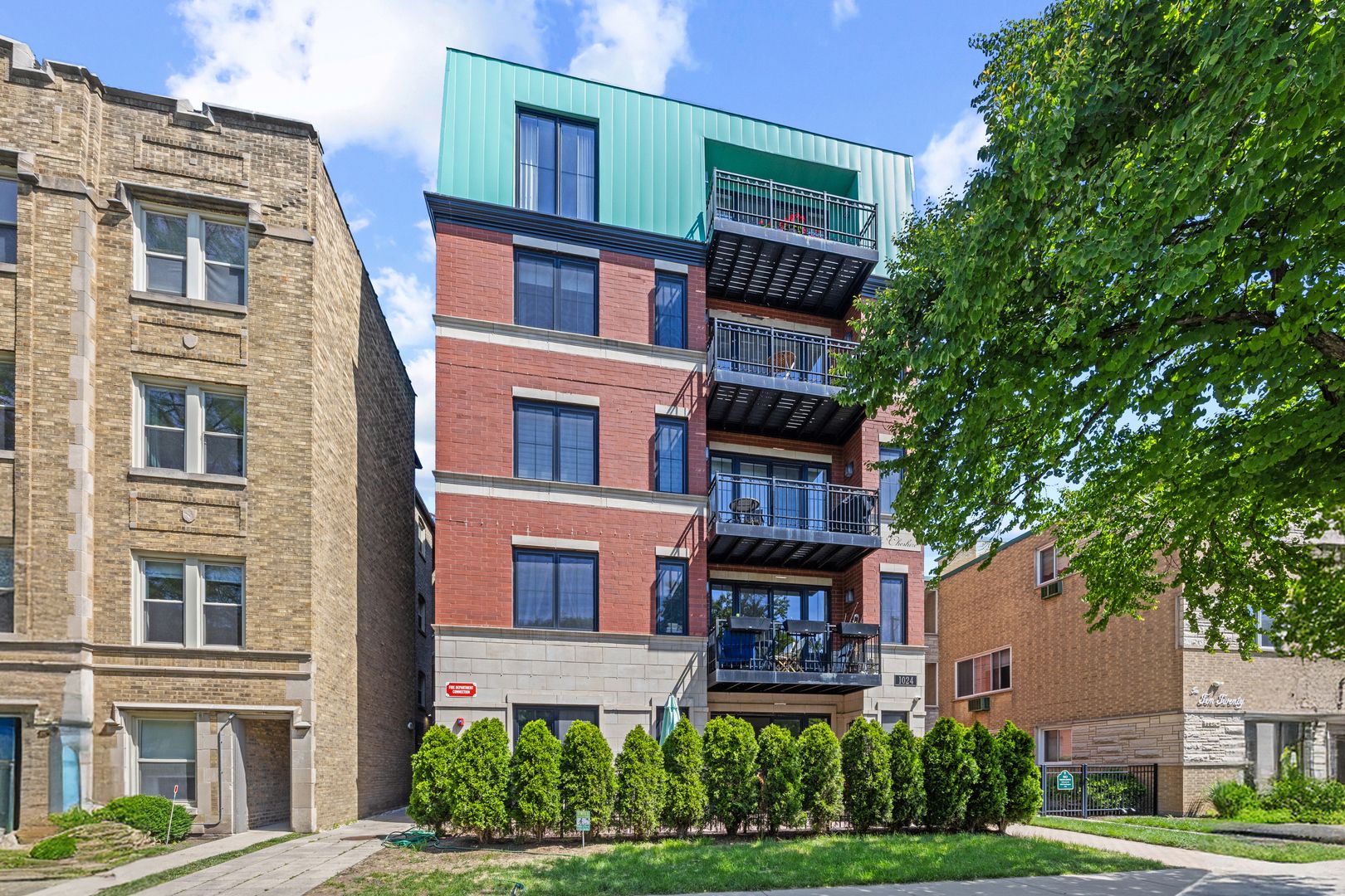 1024 Washington Boulevard #301 — Oak Park, IL 60302