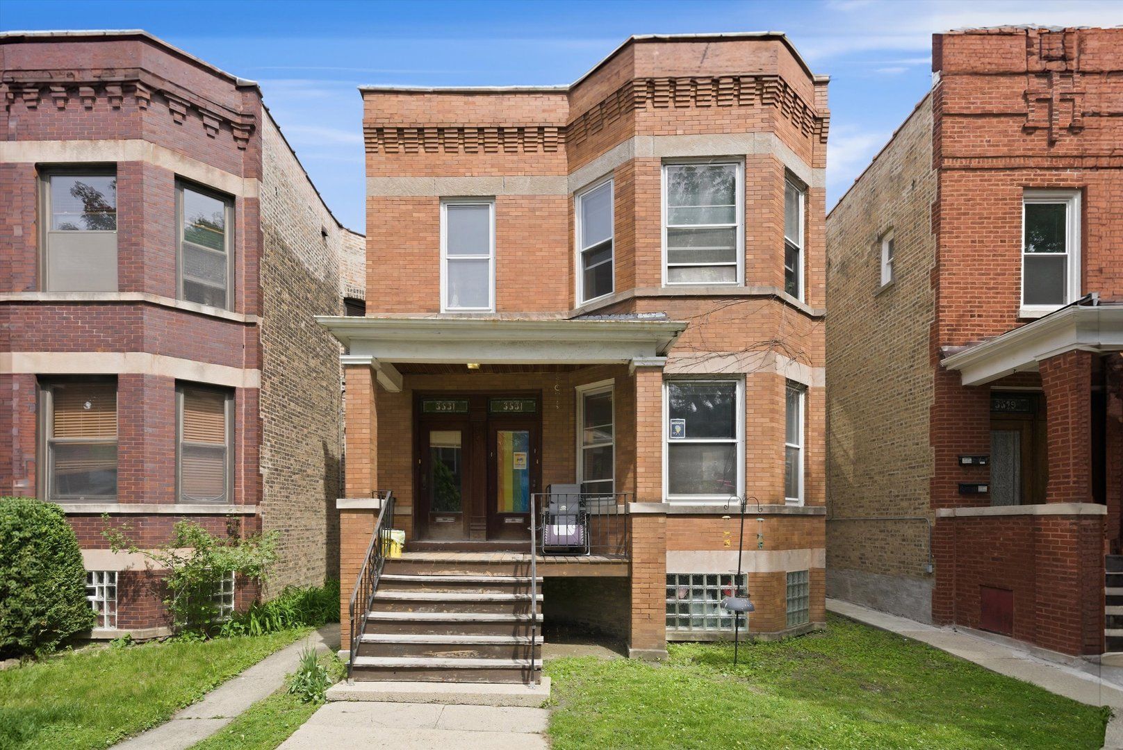3531 N Oakley Avenue — Chicago, IL 60618