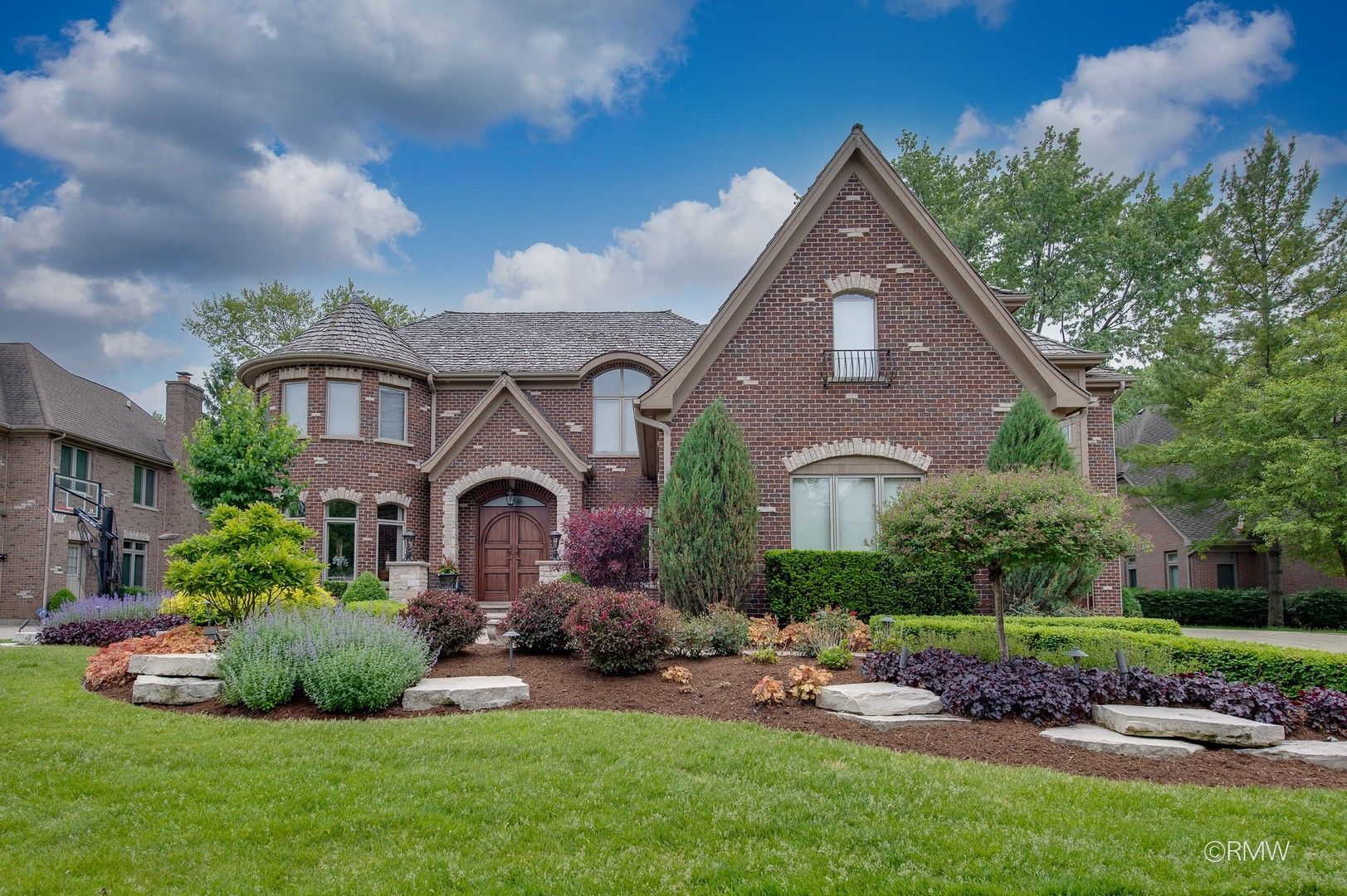 304 Juliana Lane — Bloomingdale, IL 60108