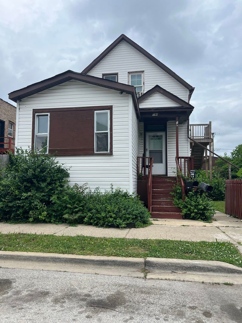 144 154th Place — Calumet City, IL 60409