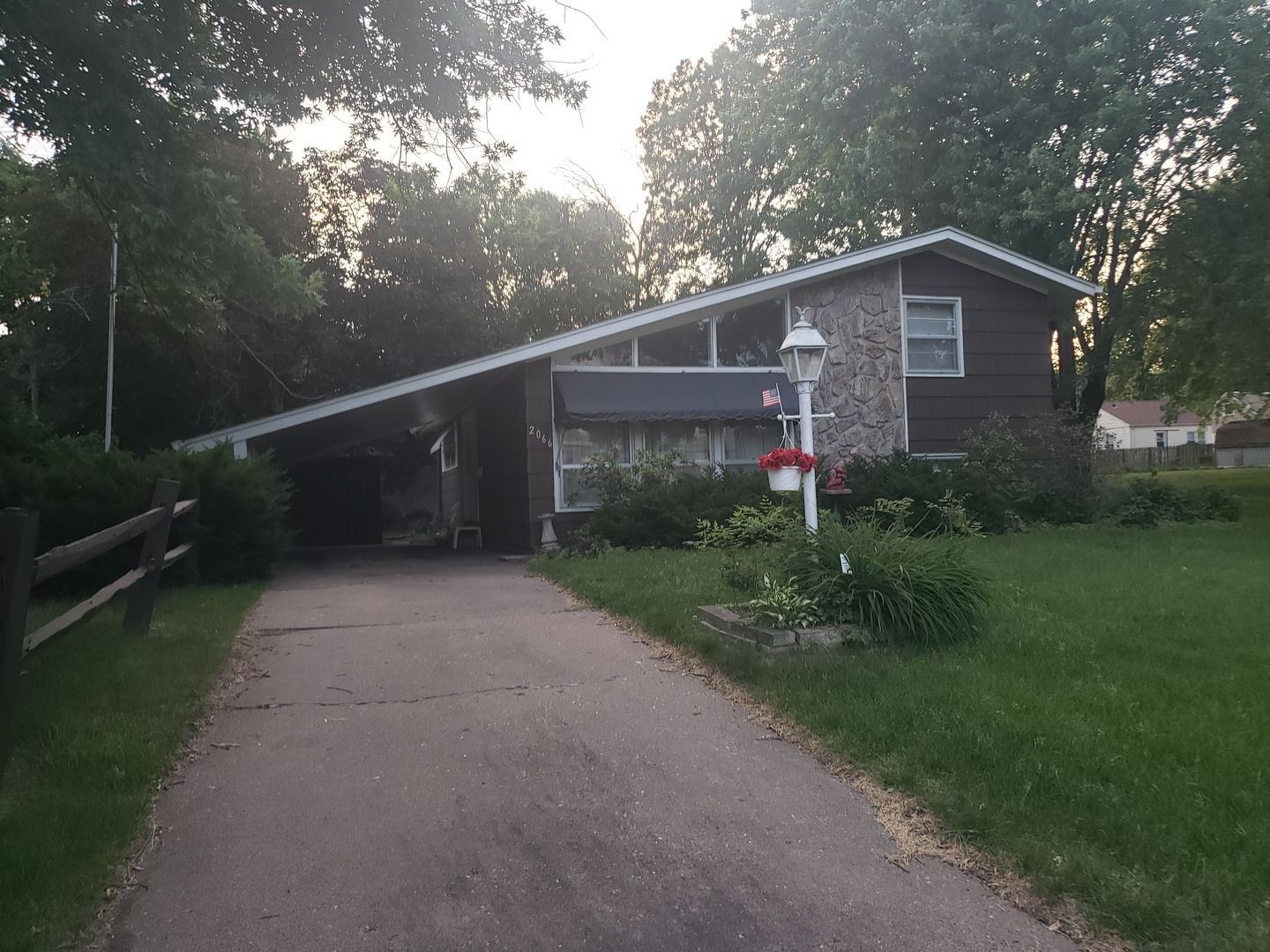 2066 38th Street — Rock Island, IL 61201