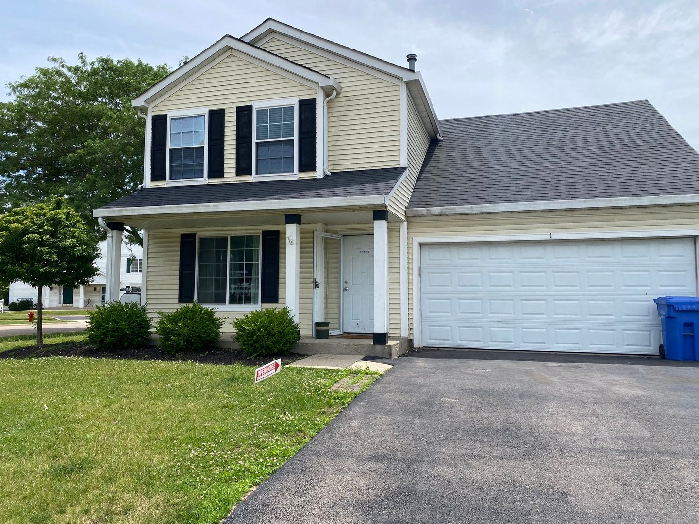 1 Hobart Court — South Elgin, IL 60177