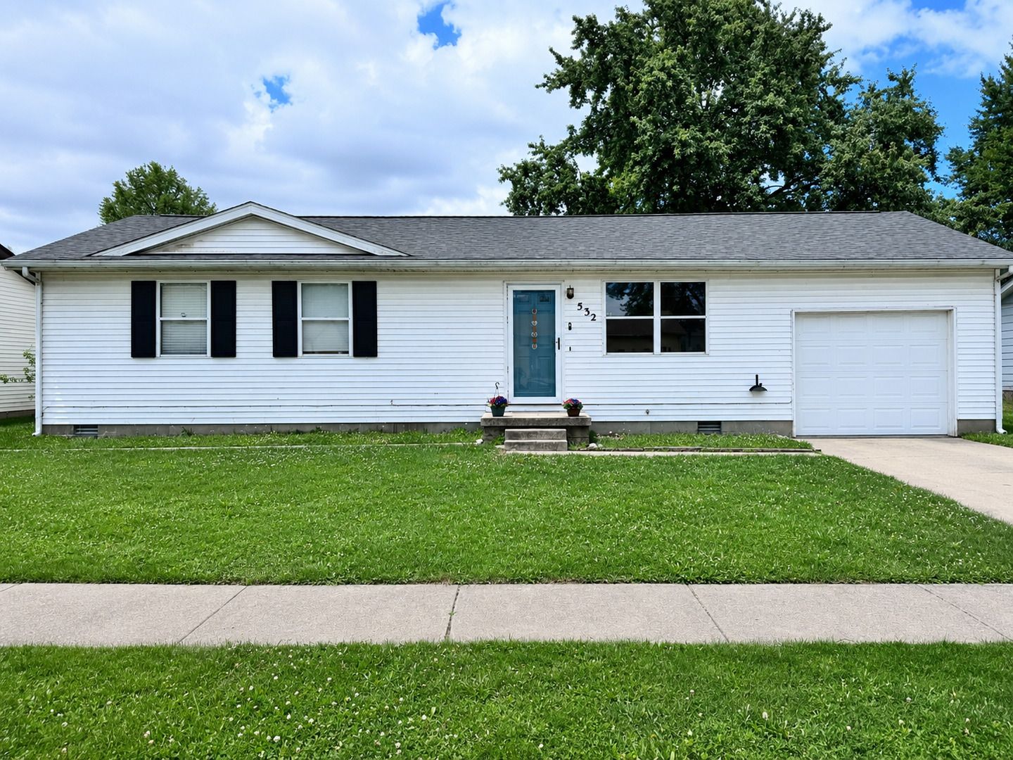532 Kristy Drive — Centralia, IL 62801