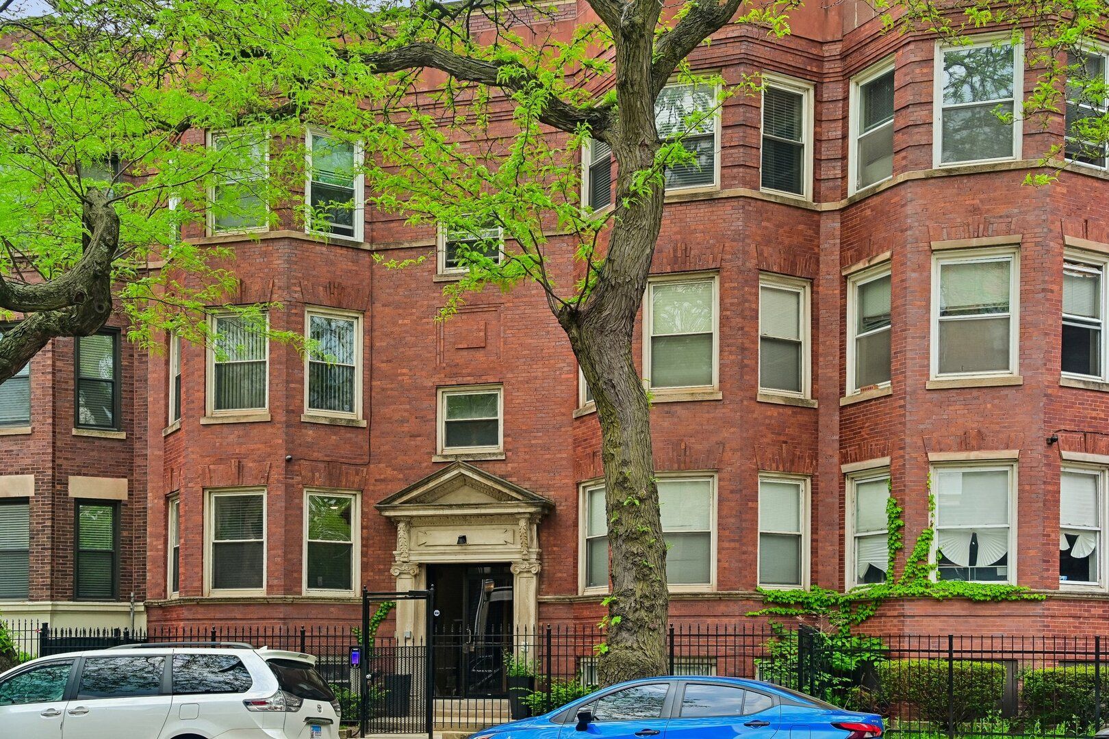 4032 S CALUMET Street #1S — Chicago, IL 60653