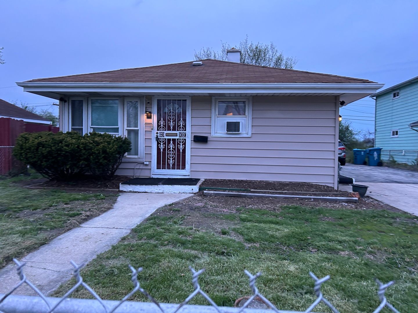 41 Circle Drive — Dixmoor, IL 60426