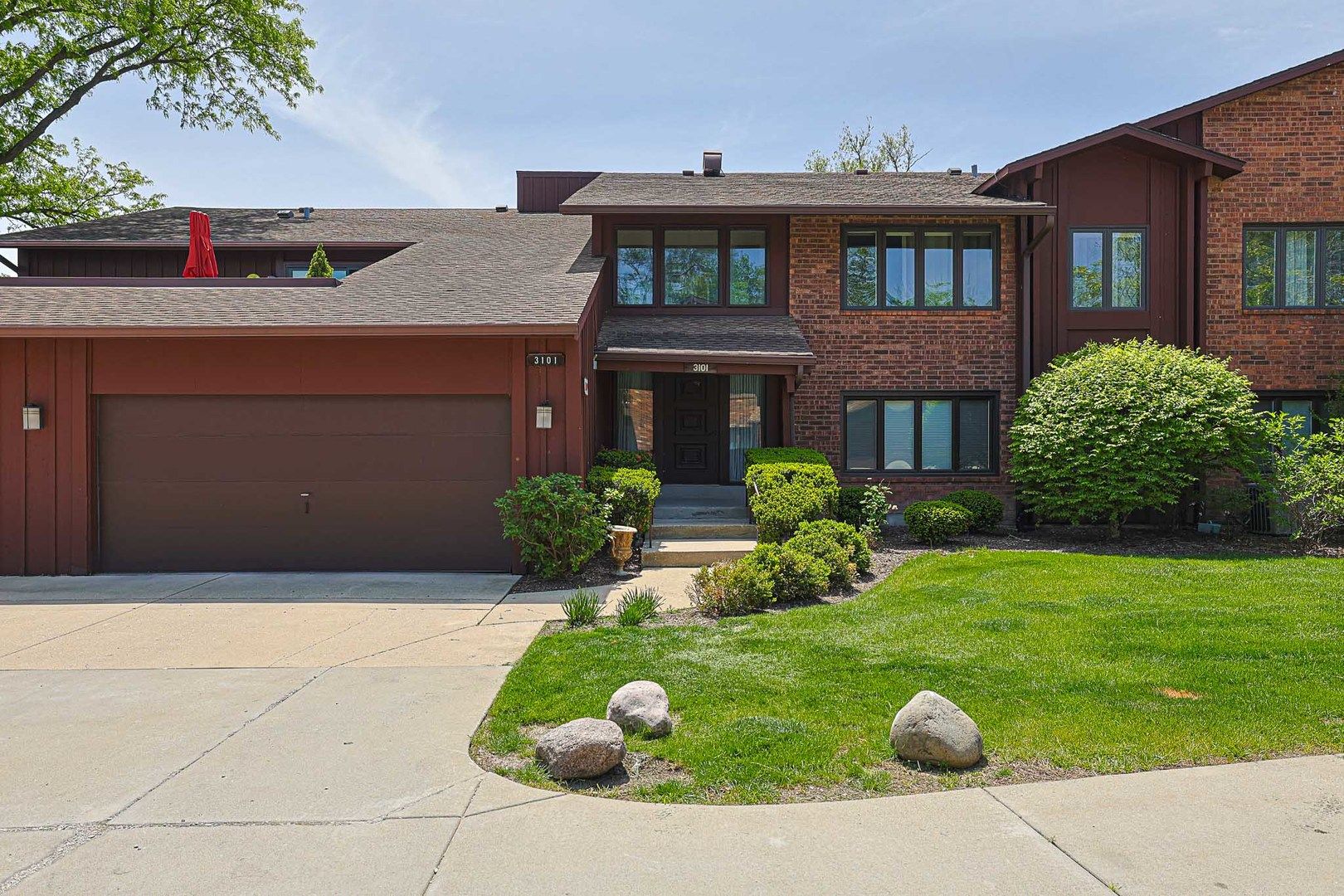 3101 Toulon Drive #B2 — Northbrook, IL 60062
