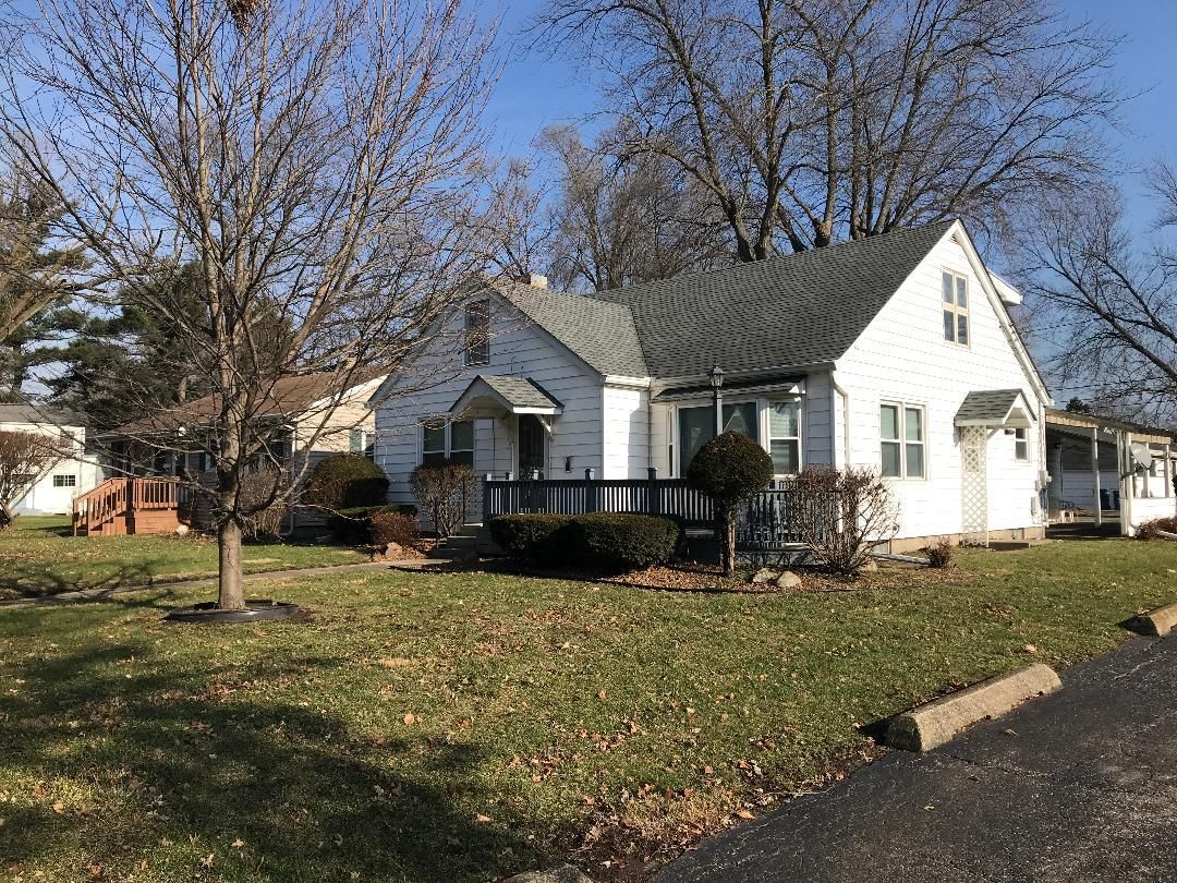 1154 S 8th Avenue — Kankakee, IL 60901