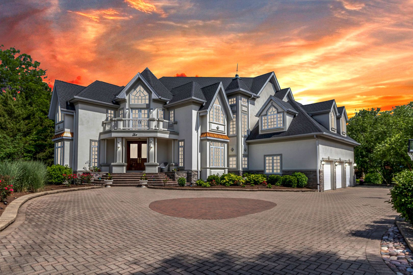 10 Clubside Court — Burr Ridge, IL 60527