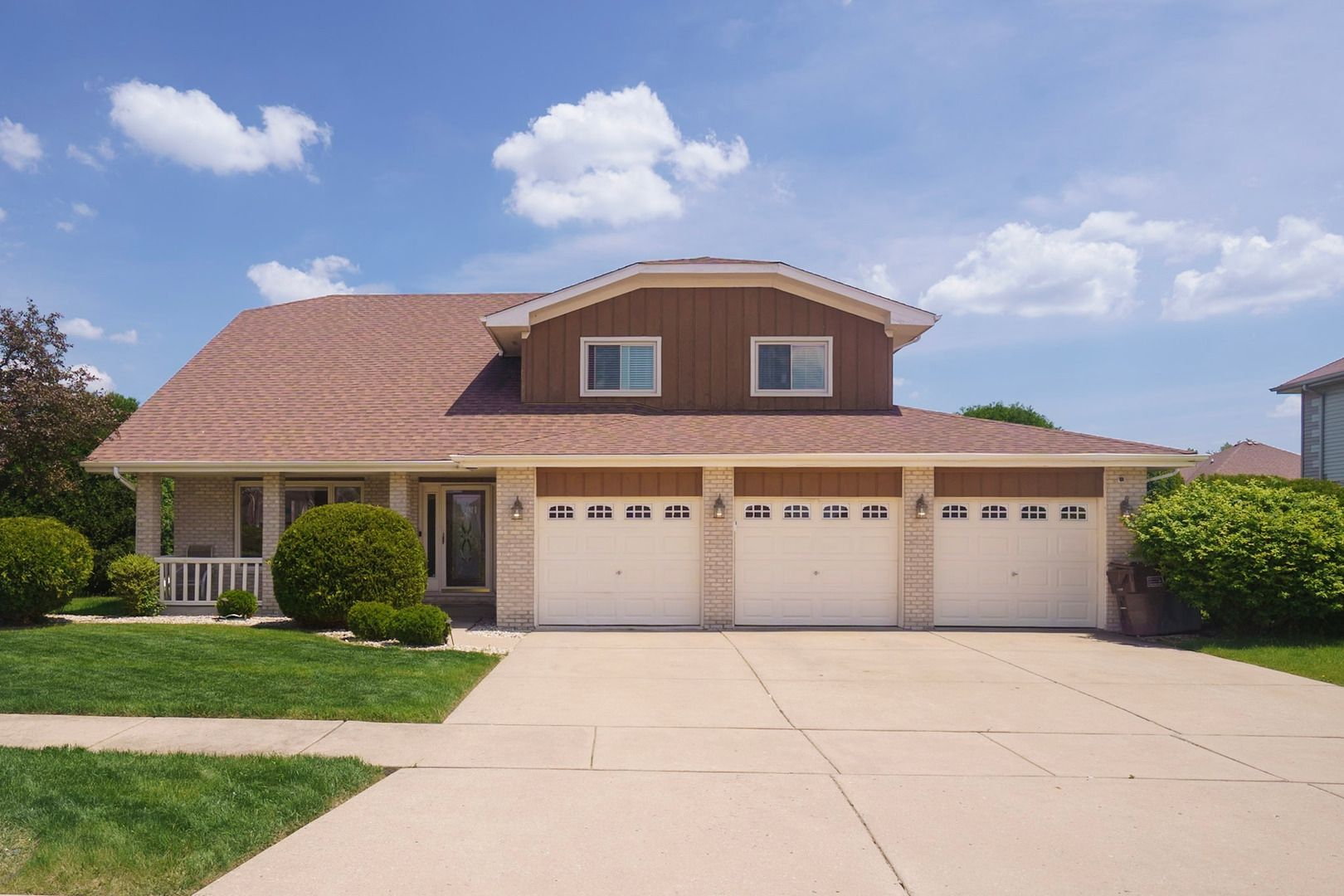 22021 Neptune Lane — Richton Park, IL 60471