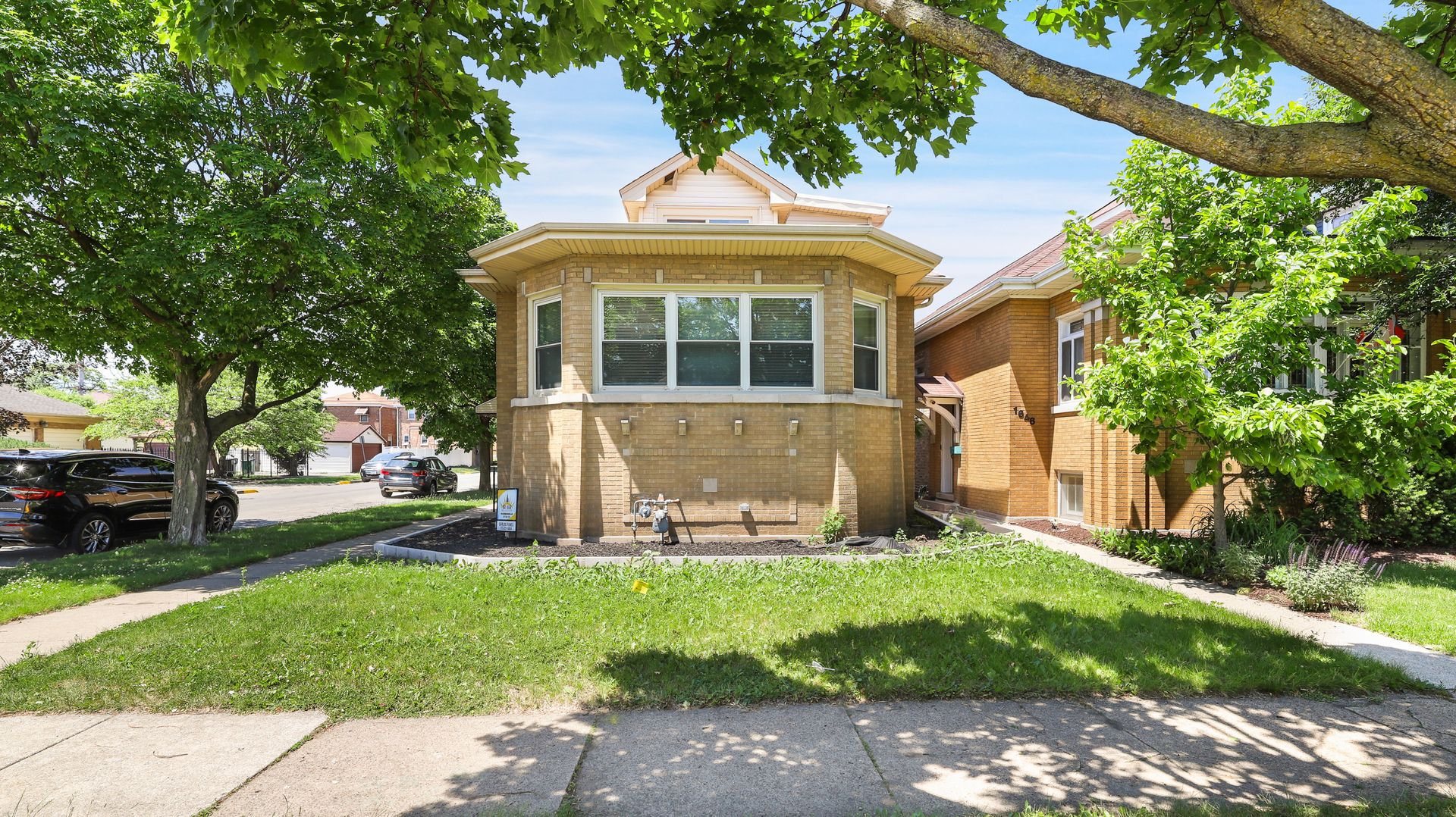 1648 Wisconsin Avenue — Berwyn, IL 60402