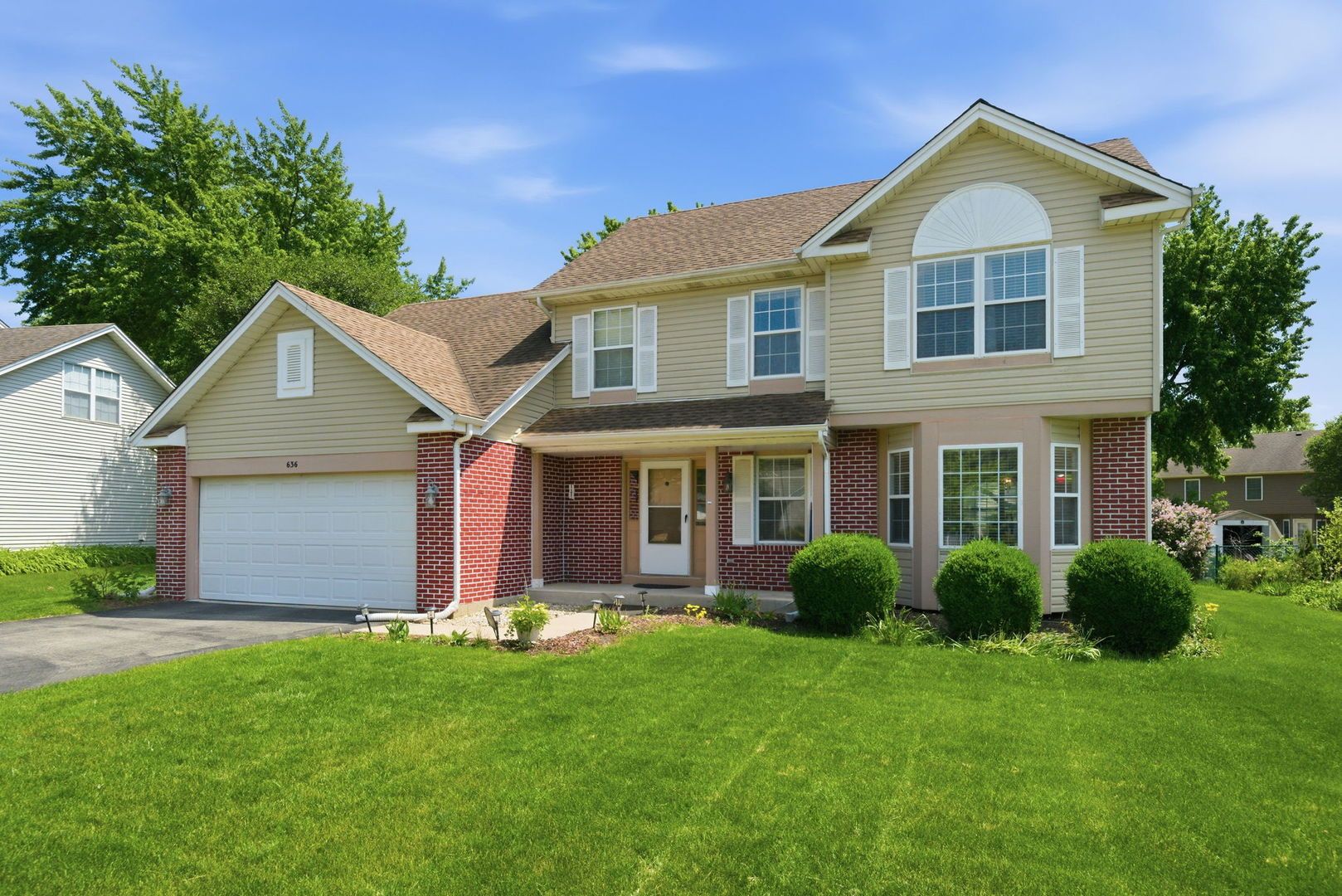 636 Briarwood Lane — Oswego, IL 60543