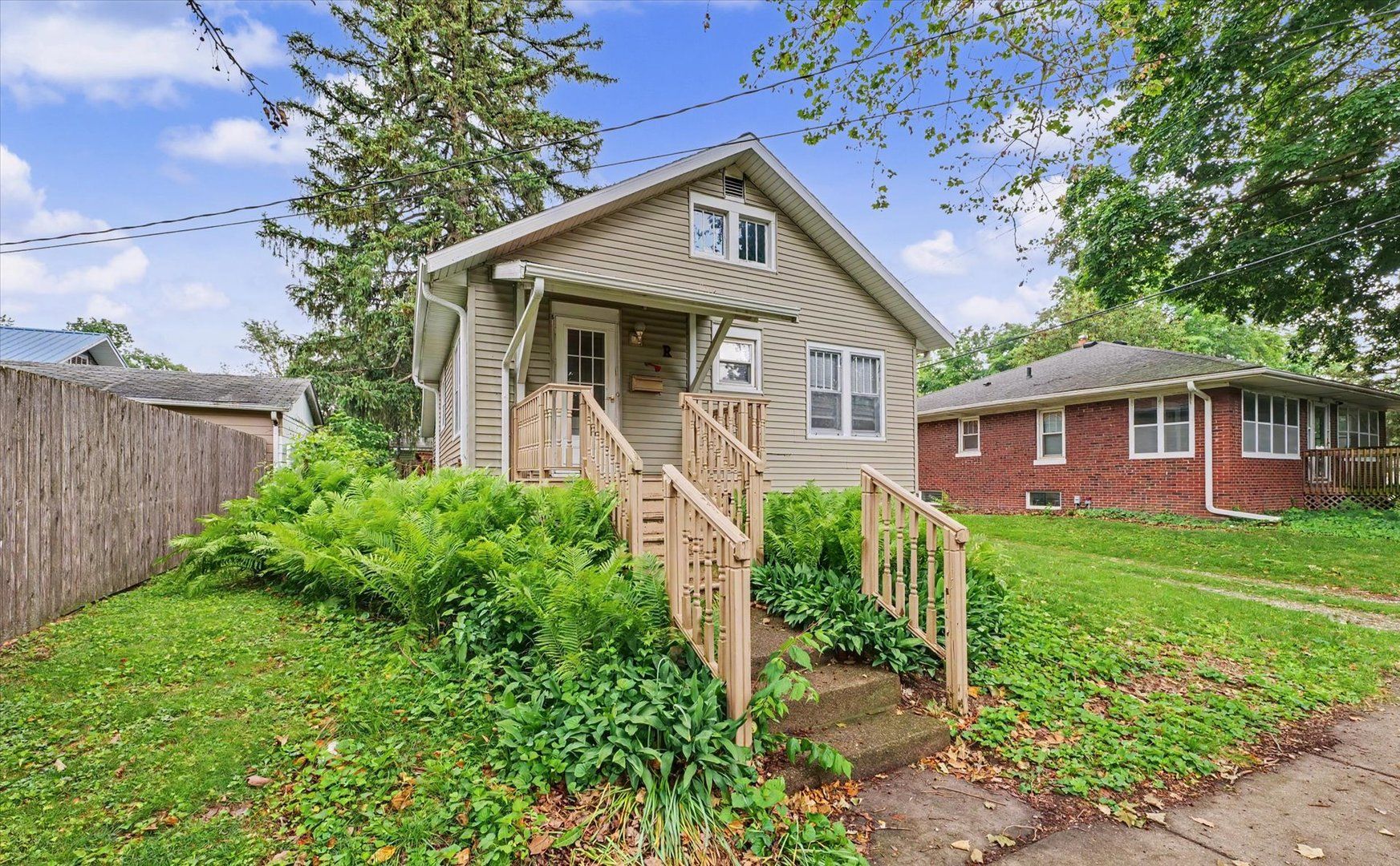 206 N Victor Street — Champaign, IL 61821