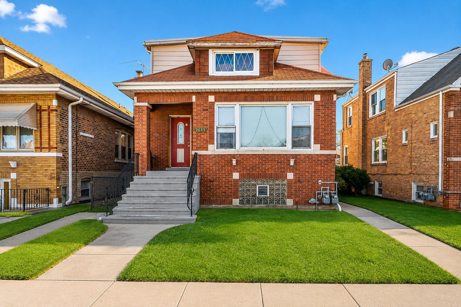 2649 N 74th Avenue — Elmwood Park, IL 60707