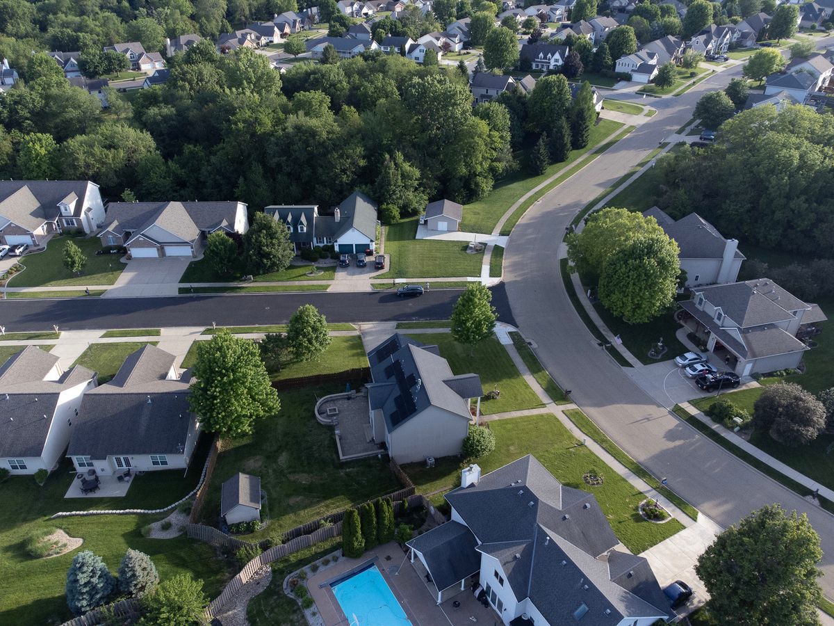 610 S Breckenridge Drive, Dunlap, IL 61525