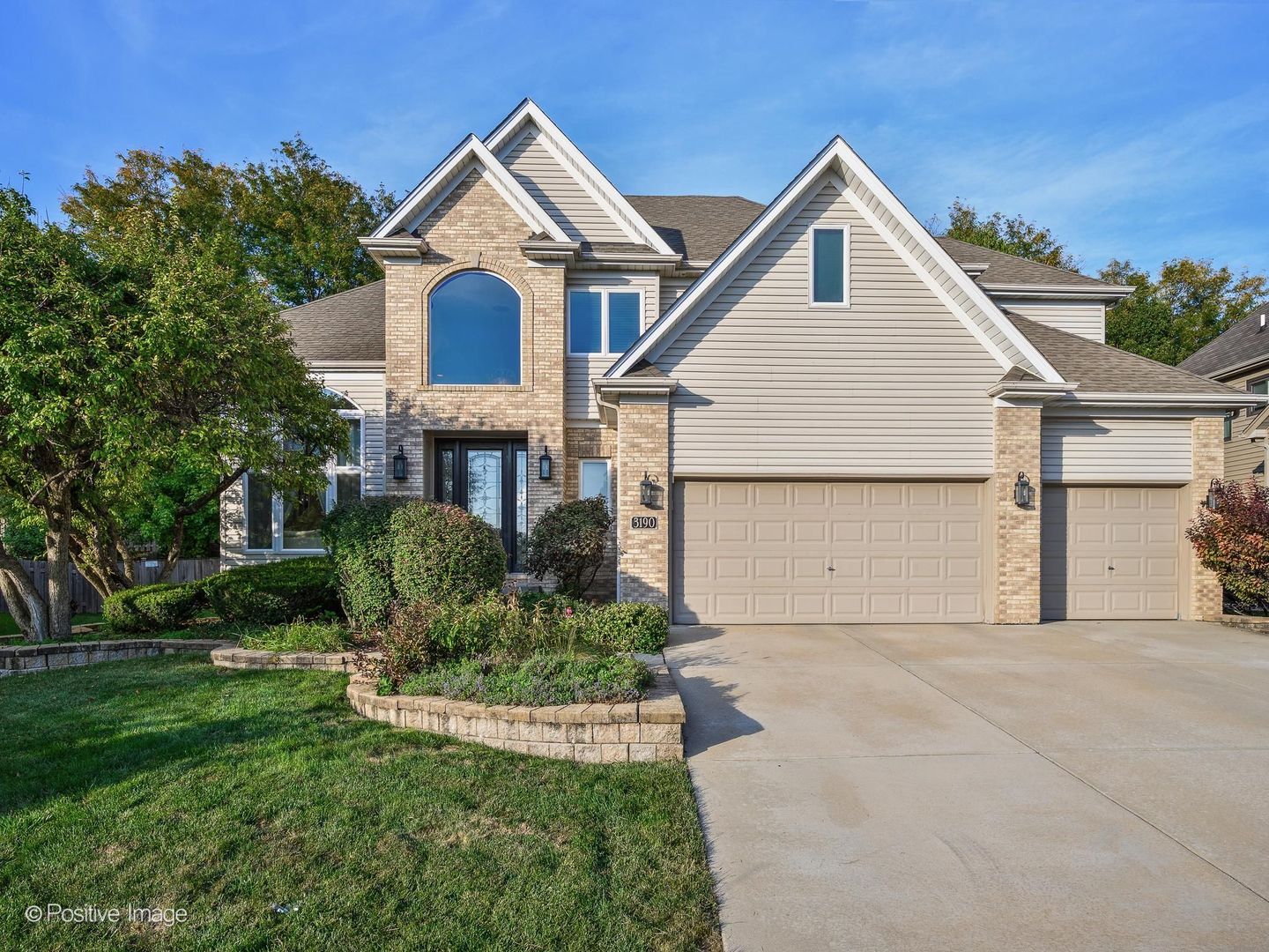 3190 Wild Meadow Lane — Aurora, IL 60504