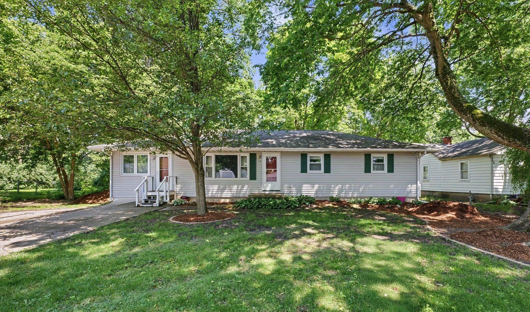 108 Brady Lane — Urbana, IL 61802