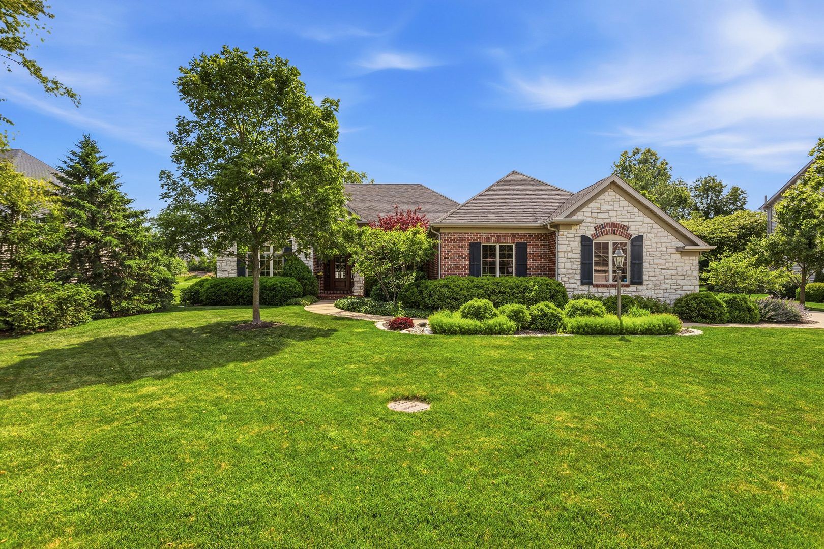4706 Chestnut Grove Drive — Champaign, IL 61822