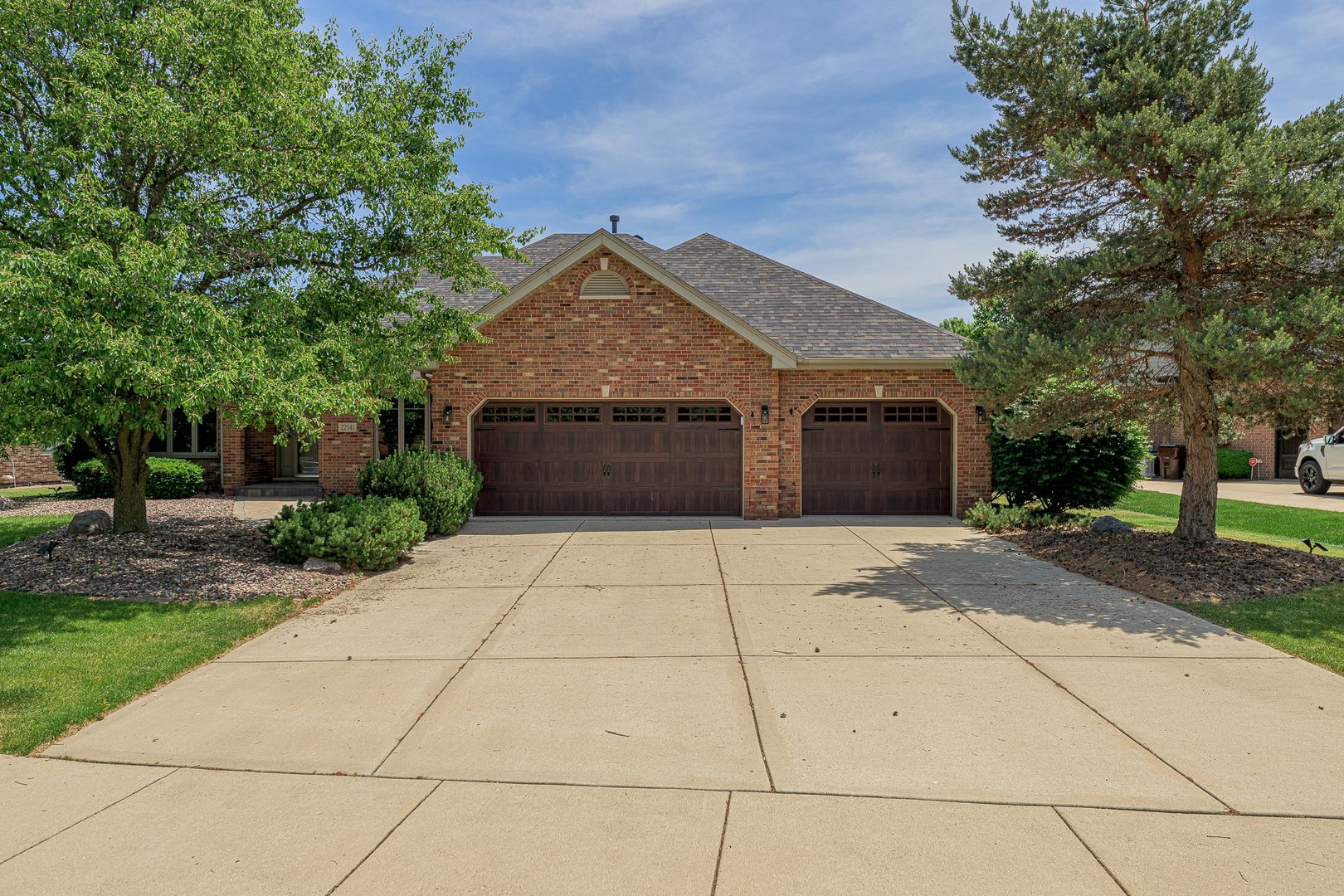 22341 Boulder Ridge Drive — Mokena, IL 60448