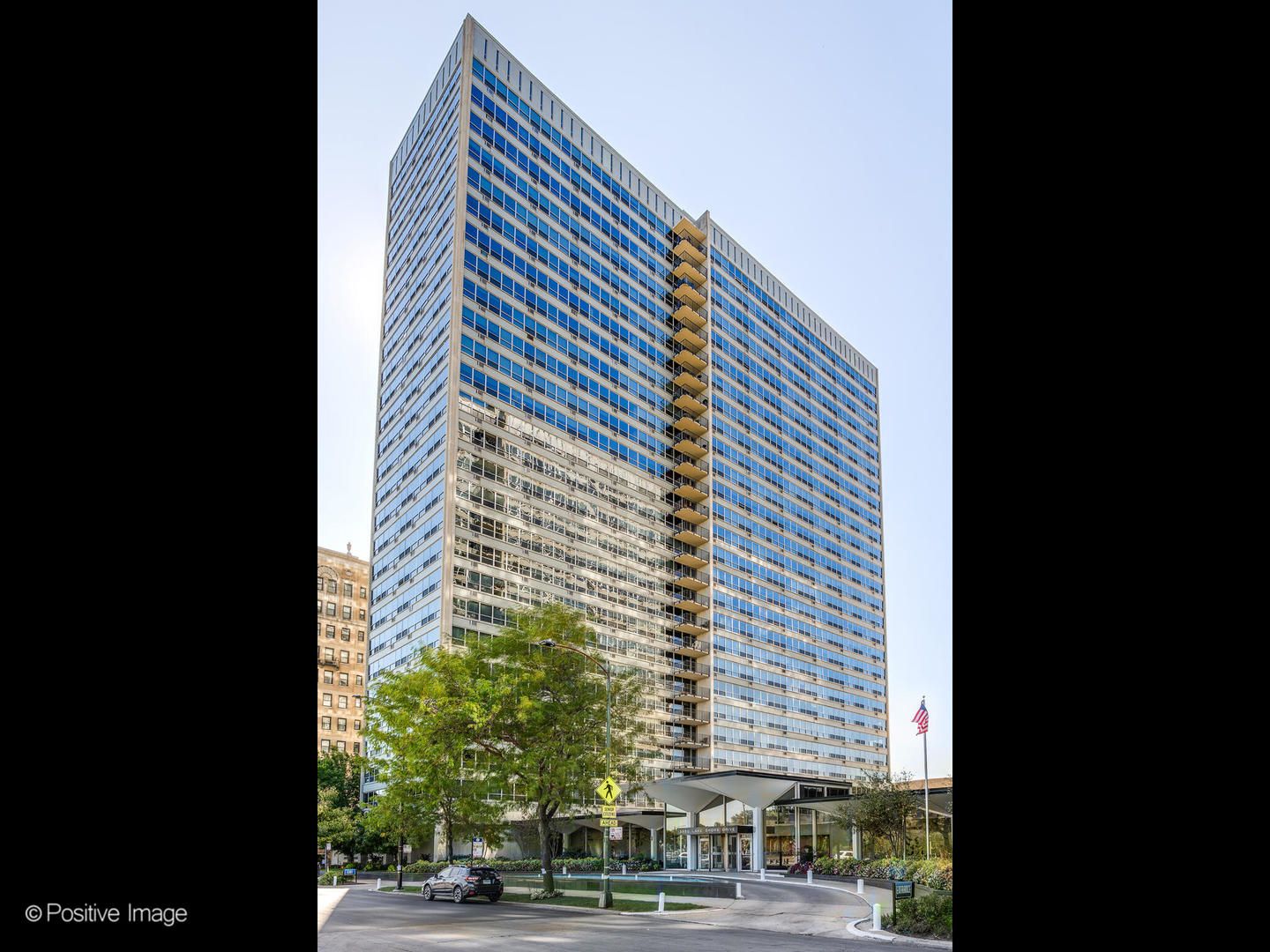 3550 N Lake Shore Drive #806 — Chicago, IL 60657