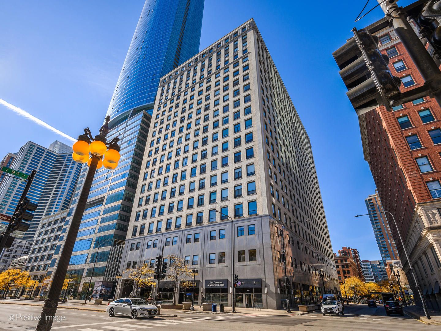 910 S Michigan Avenue #1811 — Chicago, IL 60605
