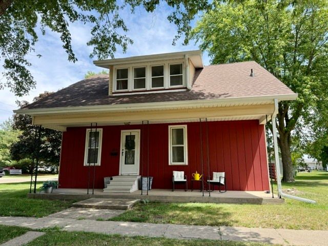 109 4th Avenue — Mendota, IL 61342