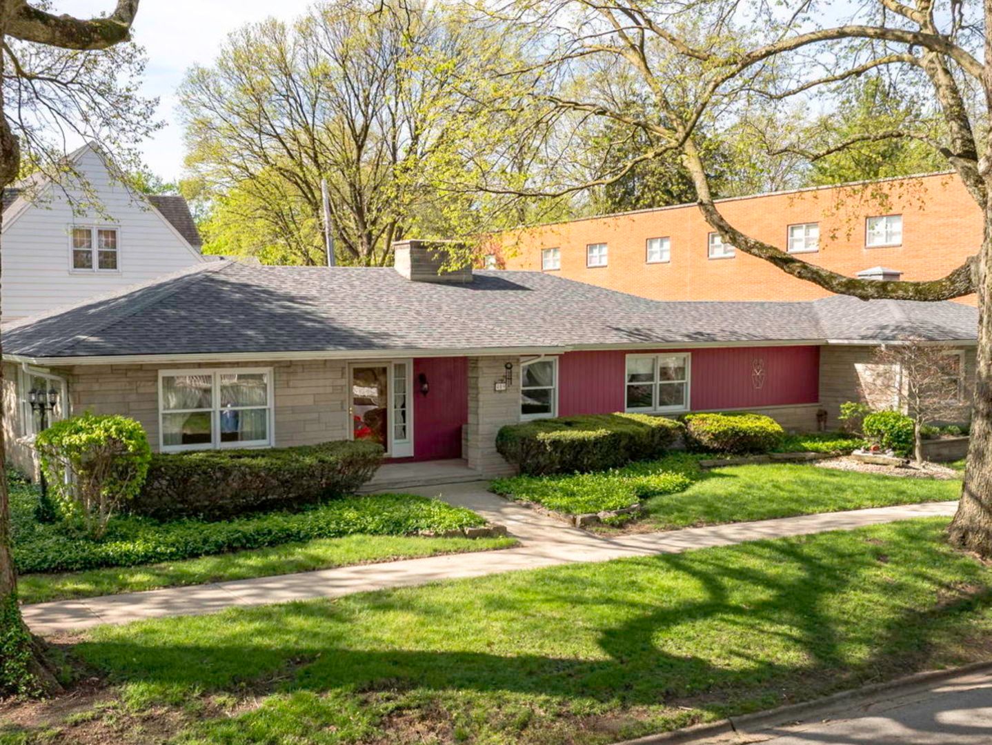 409 W Jefferson Street — Morris, IL 60450