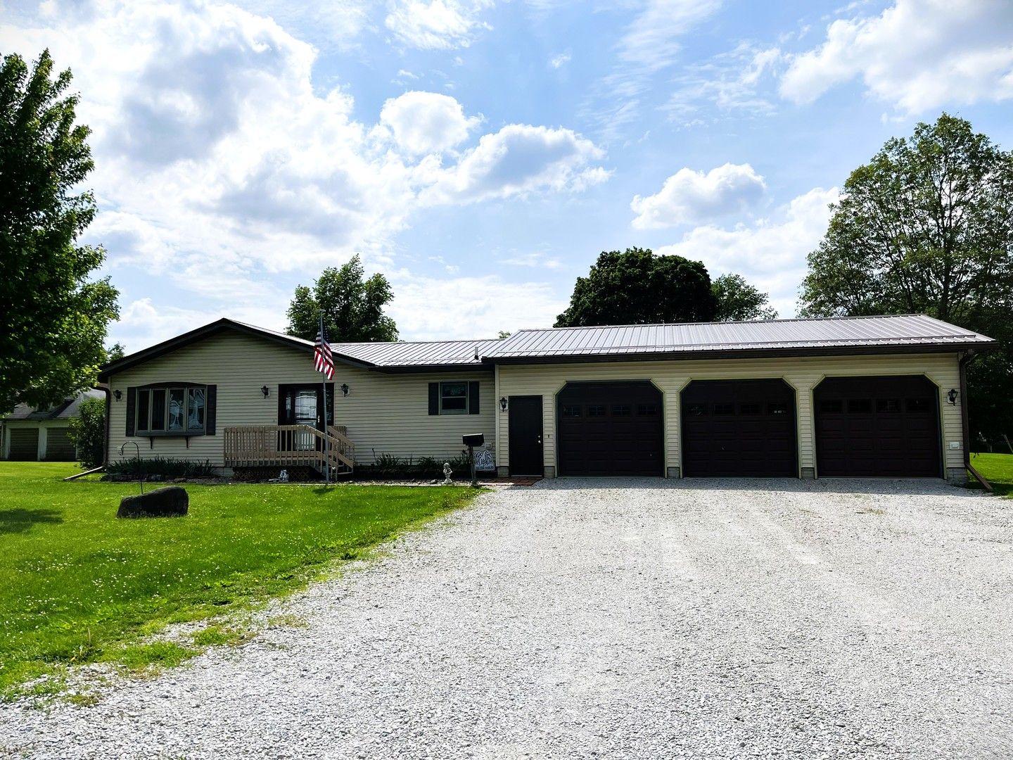 505 NW 5th Avenue — Aledo, IL 61231