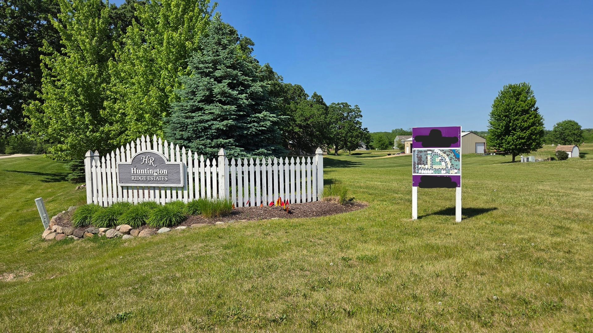 2002 Hillsboro Lane — Harvard, IL 60033