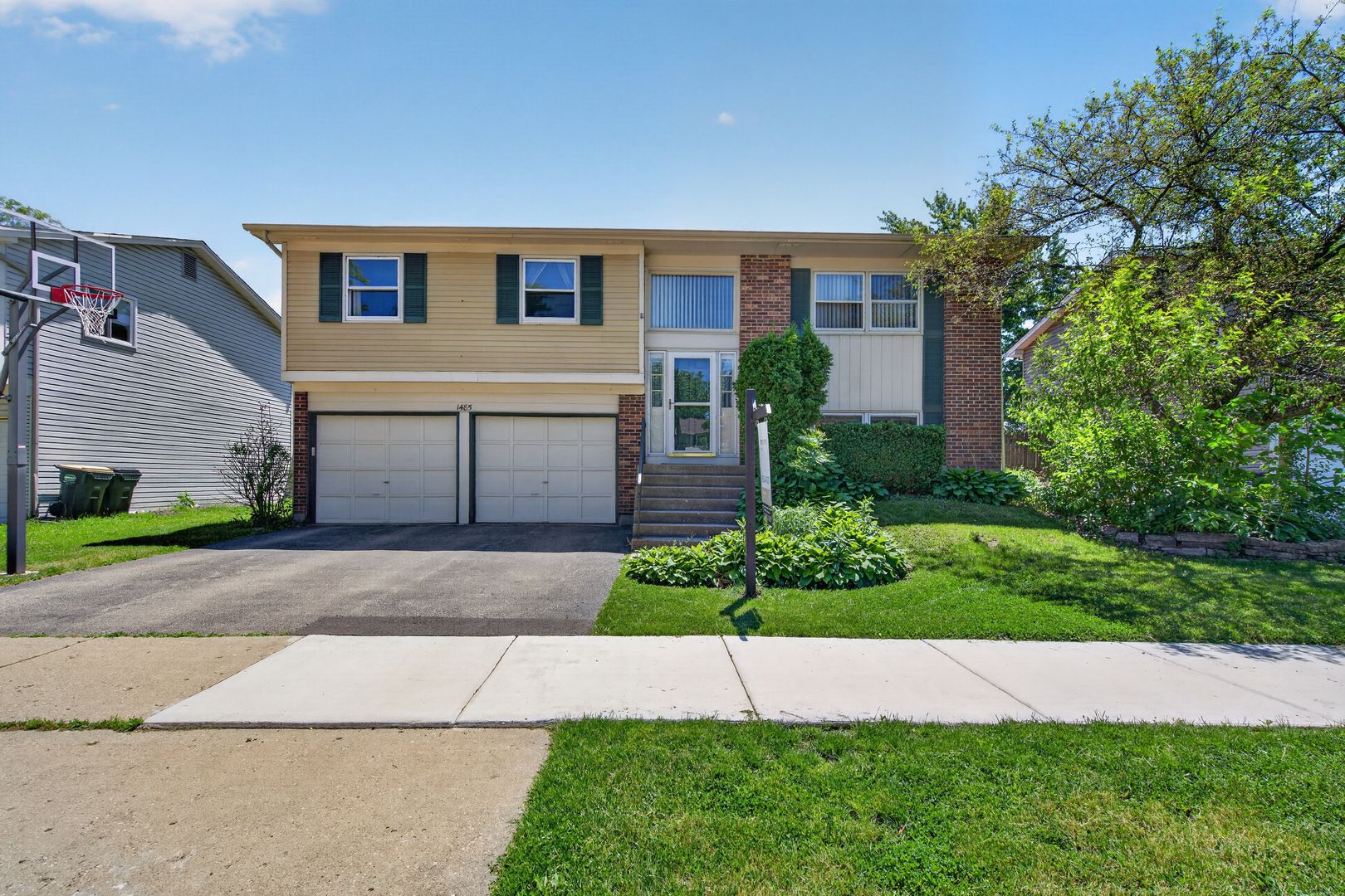 1485 Westbury Drive — Hoffman Estates, IL 60192