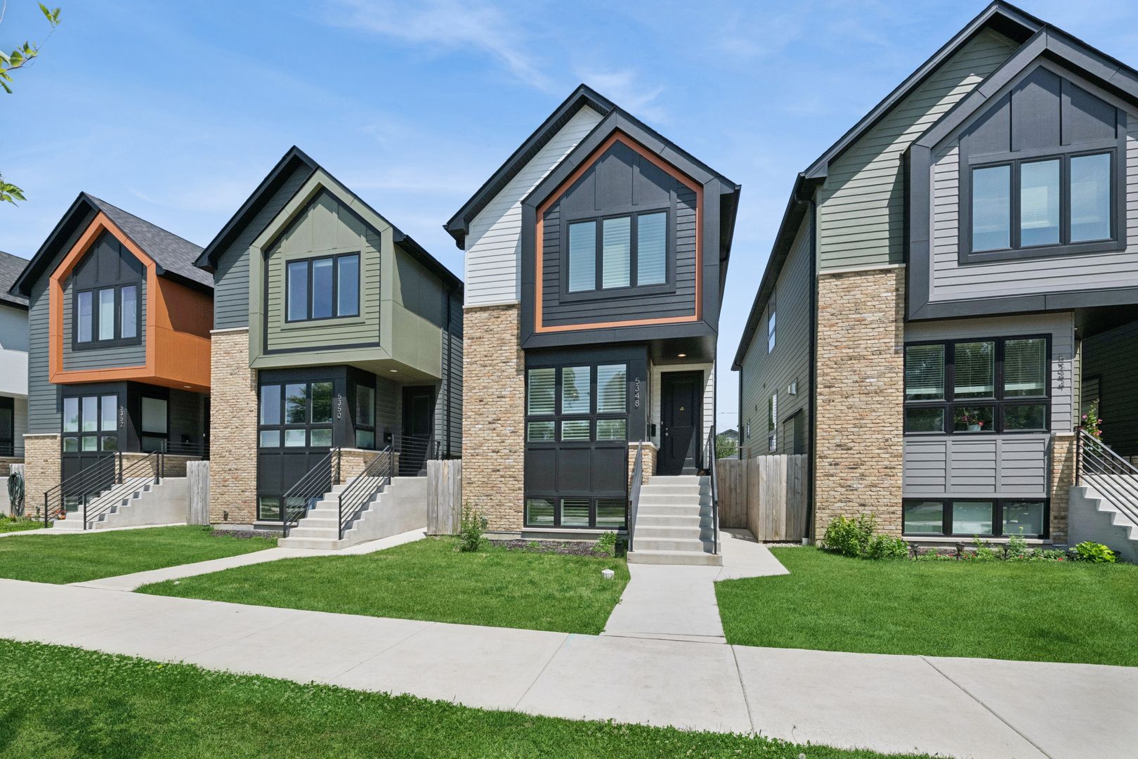 5348 W Argyle Street — Chicago, IL 60630