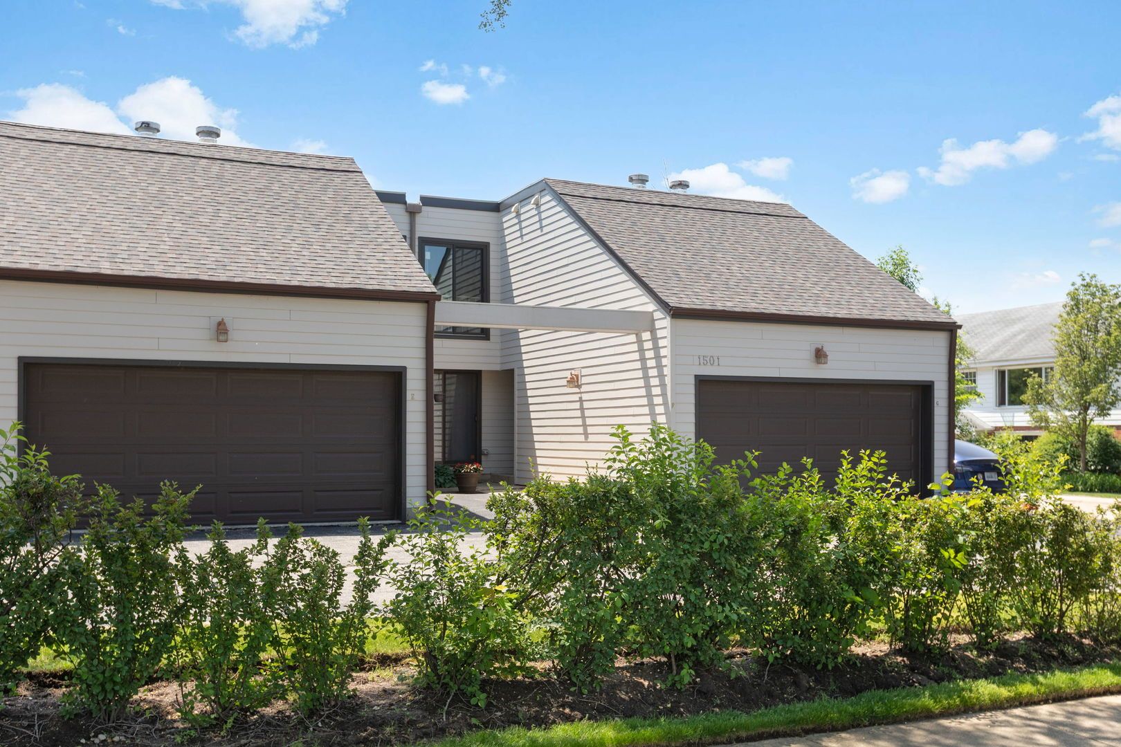 1501 Topp Lane #E — Glenview, IL 60025