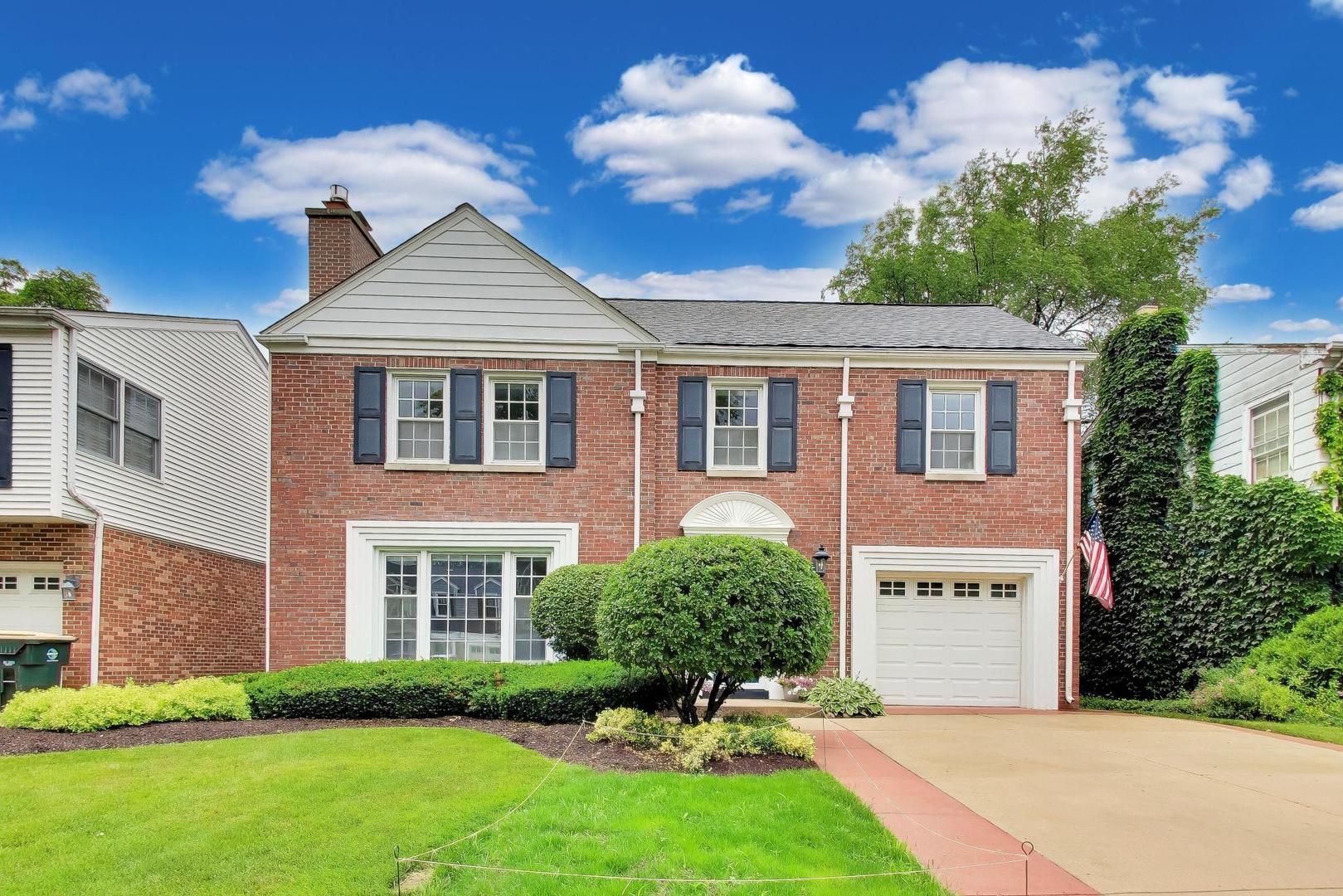 434 S Beverly Lane — Arlington Heights, IL 60005