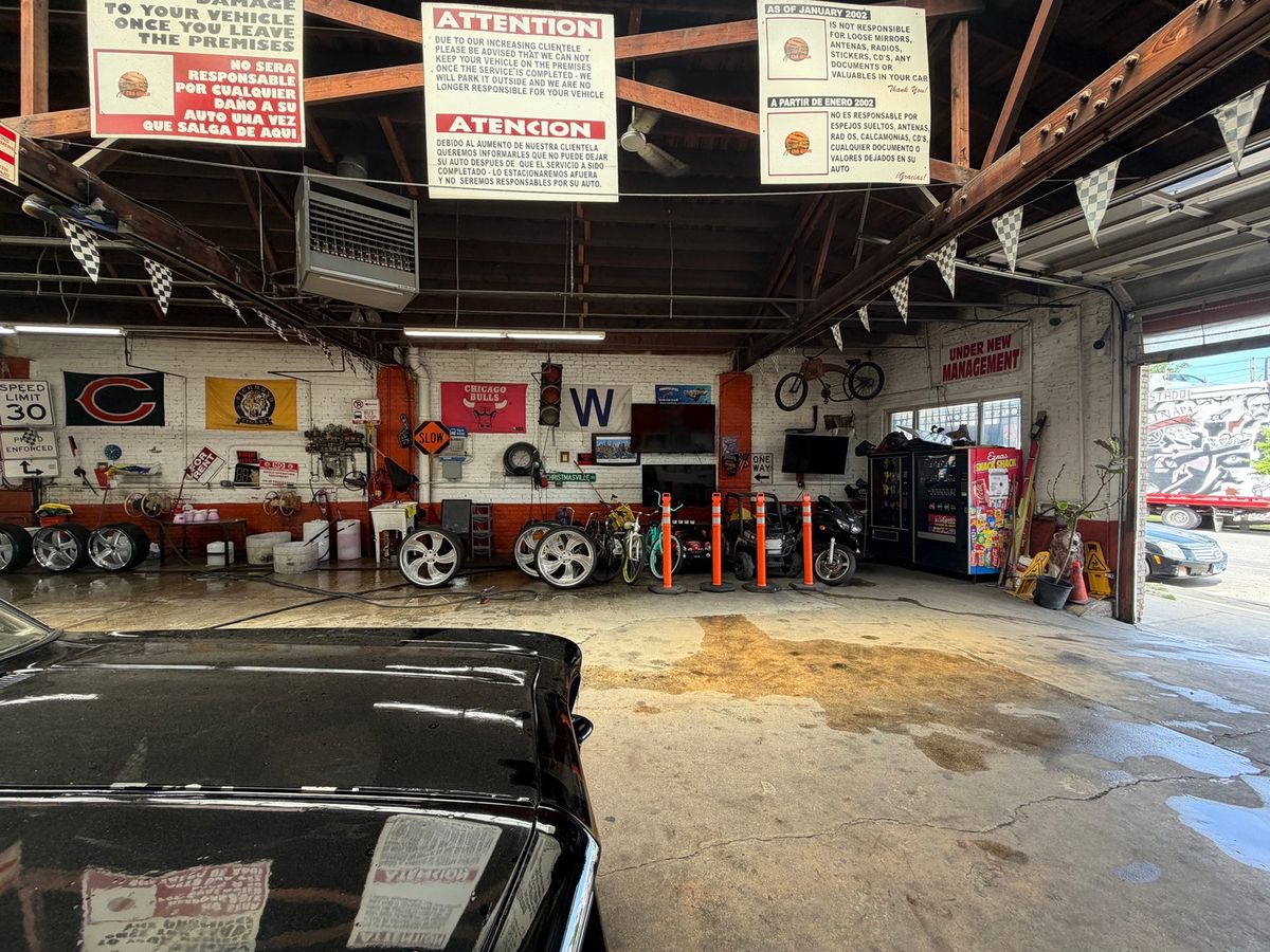 2323 W 18th Street, Chicago, IL 60608