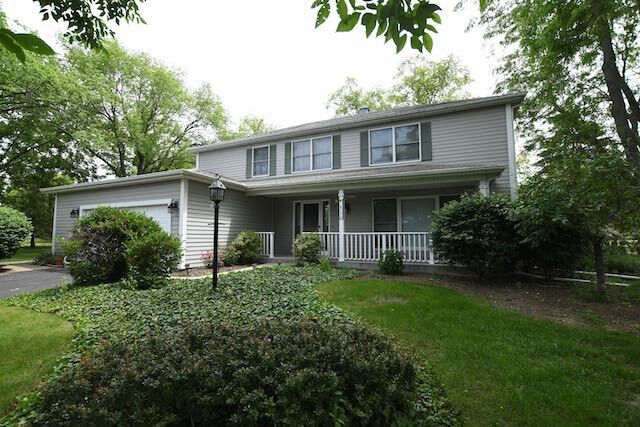 1817 Charnbrook Drive — McHenry, IL 60051