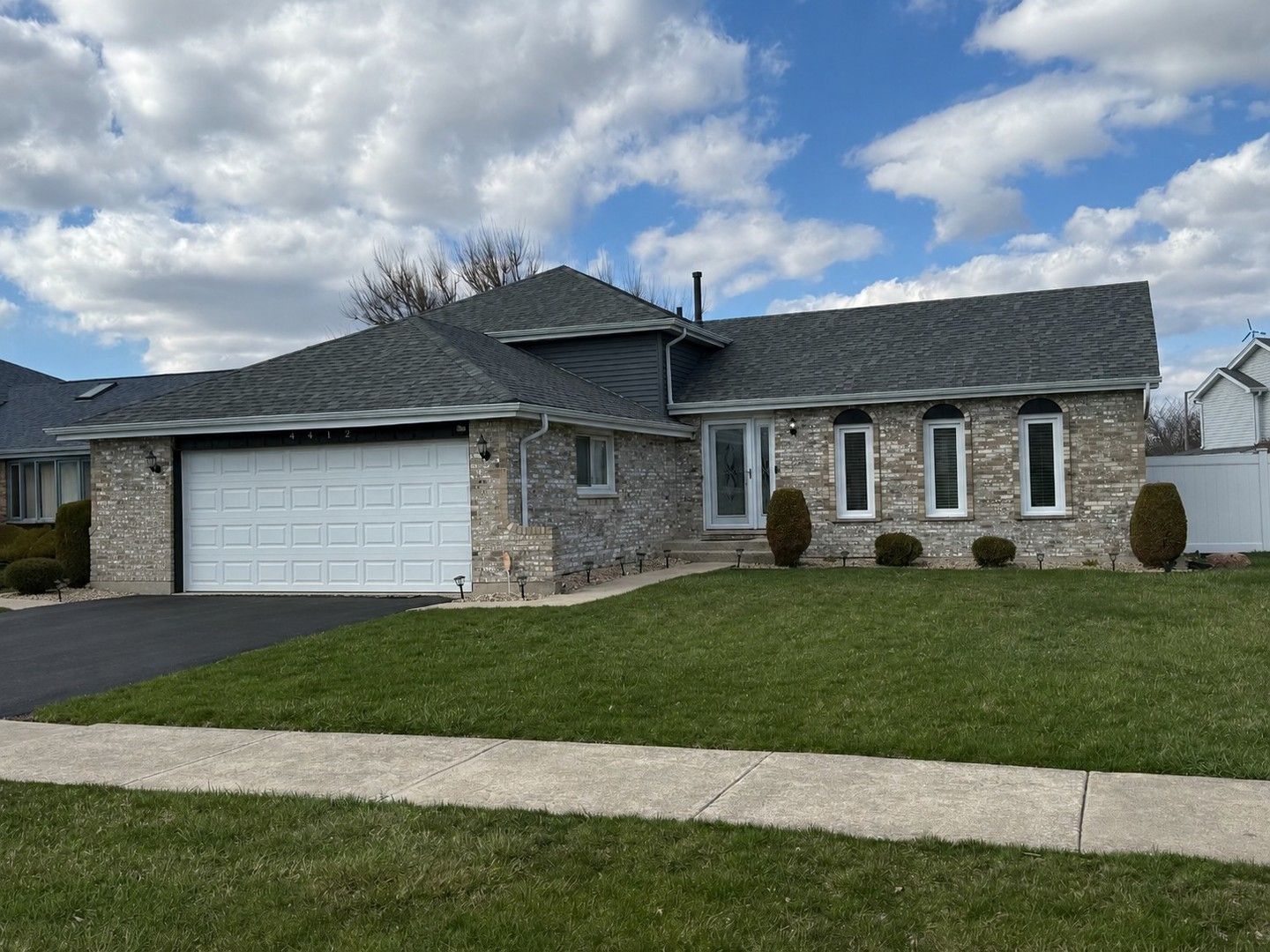4412 Bretz Drive — Richton Park, IL 60471