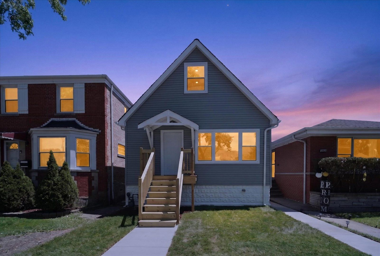 10103 S Aberdeen Street — Chicago, IL 60643