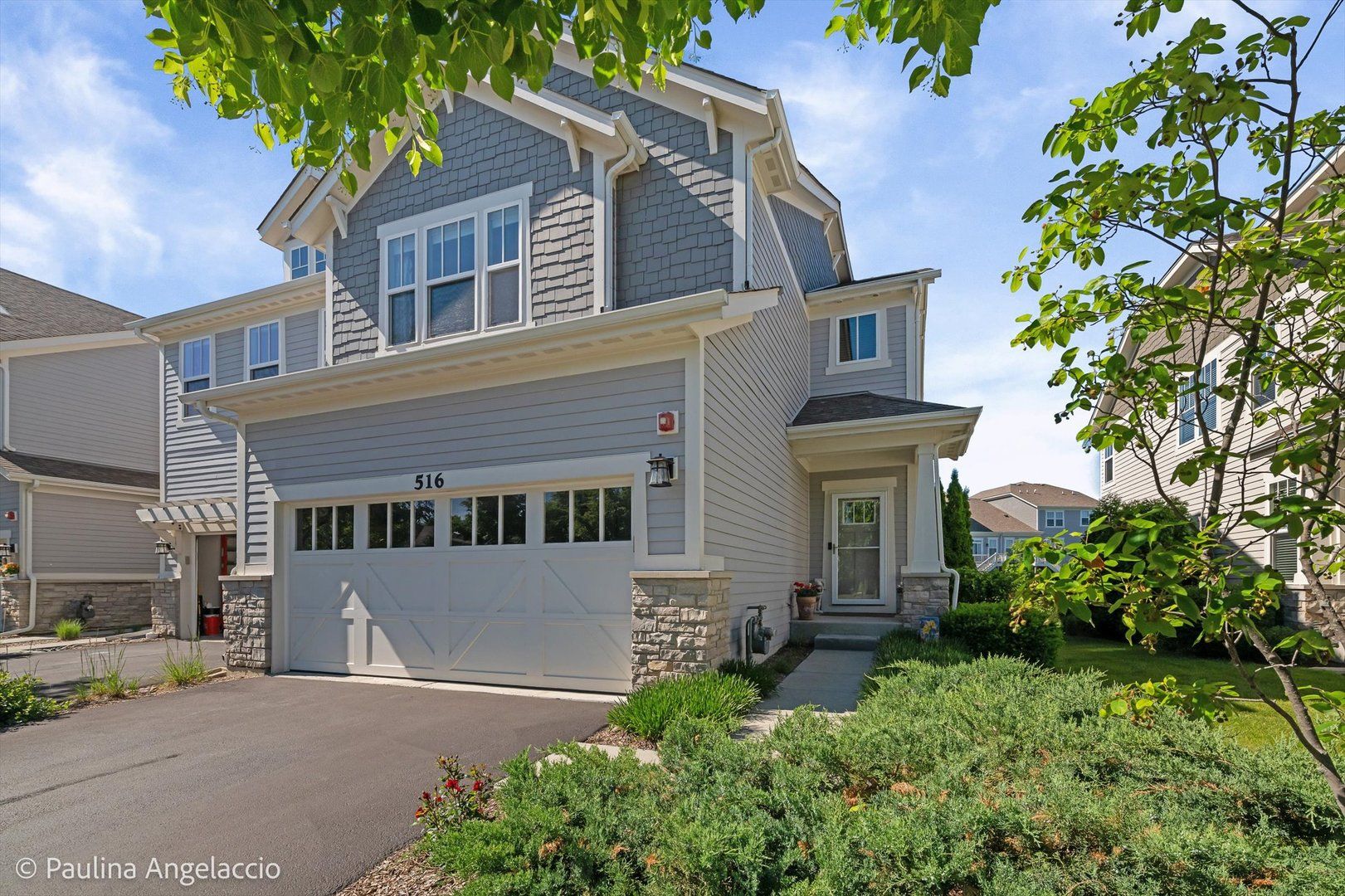 516 Pershing Court — Barrington, IL 60010