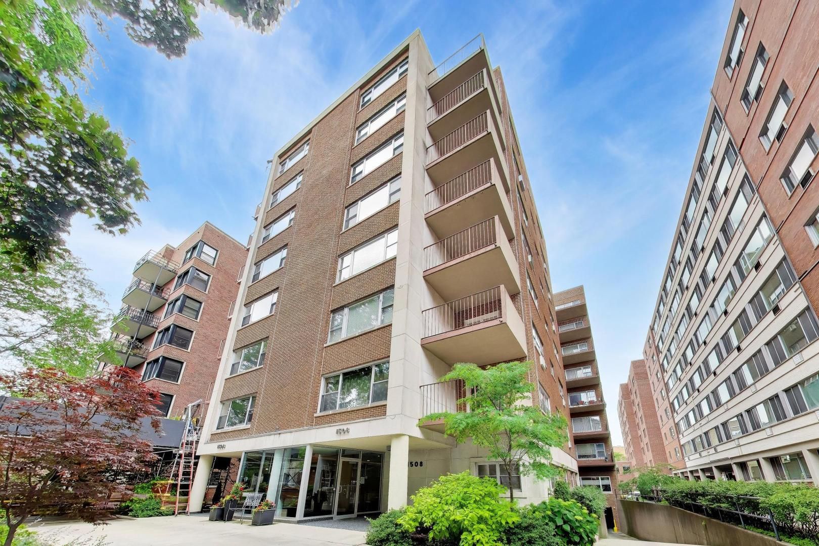 1508 HINMAN Avenue #3A — Evanston, IL 60201