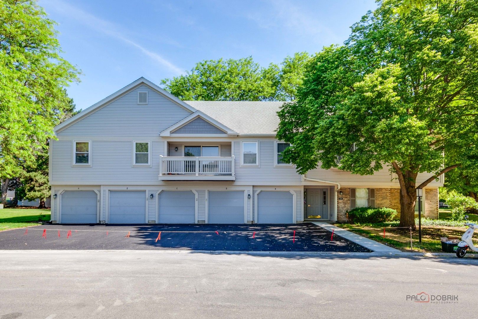 1209 BRADWELL Lane #E — Mundelein, IL 60060