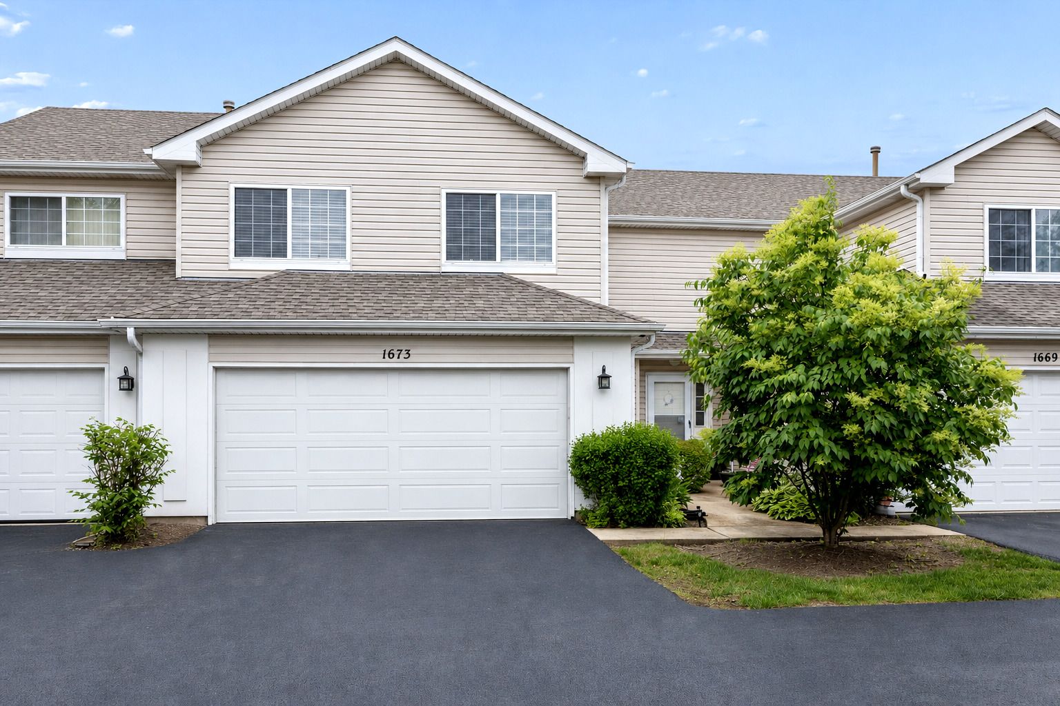 1673 Waterford Road — North Aurora, IL 60542
