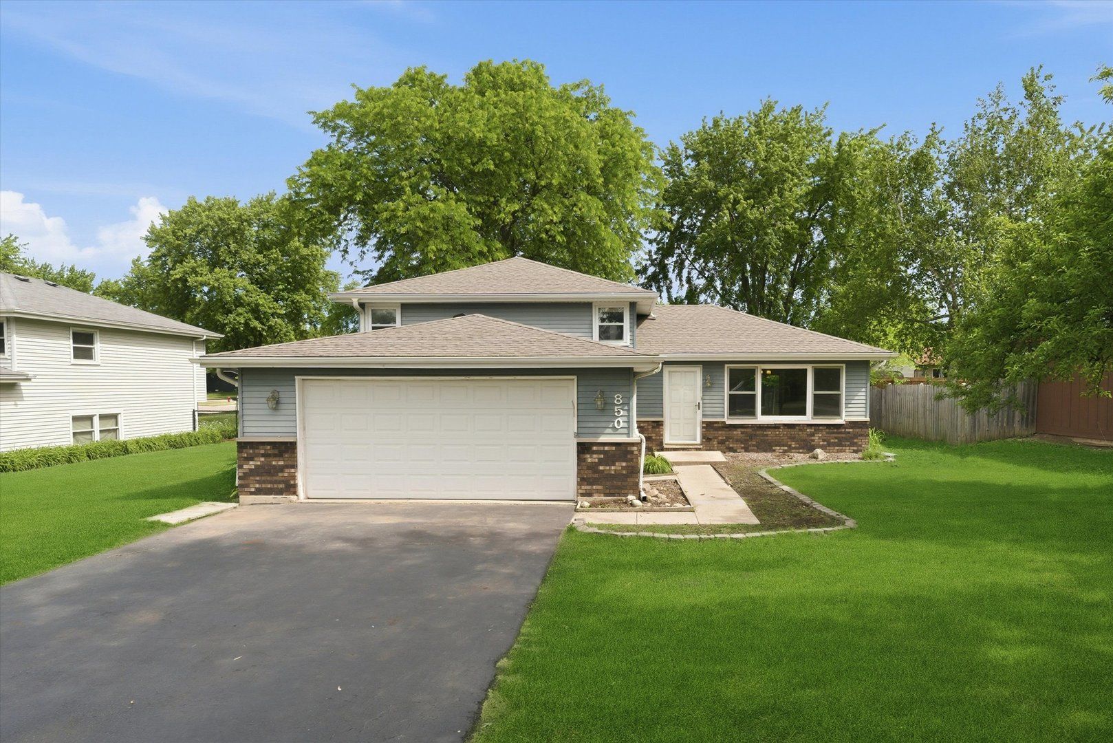 850 Gerald Avenue — South Elgin, IL 60177