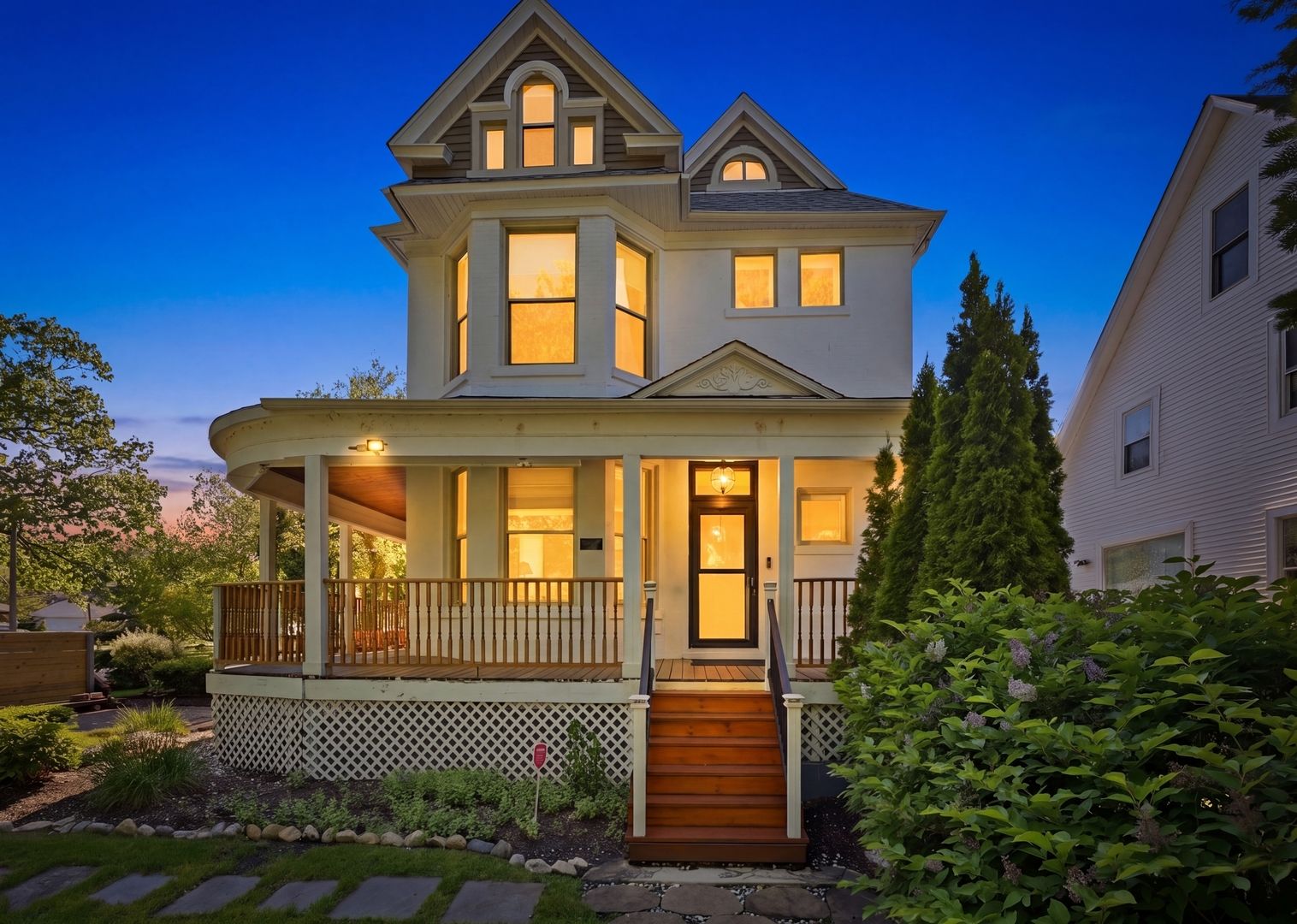 2720 Edina Boulevard — Zion, IL 60099