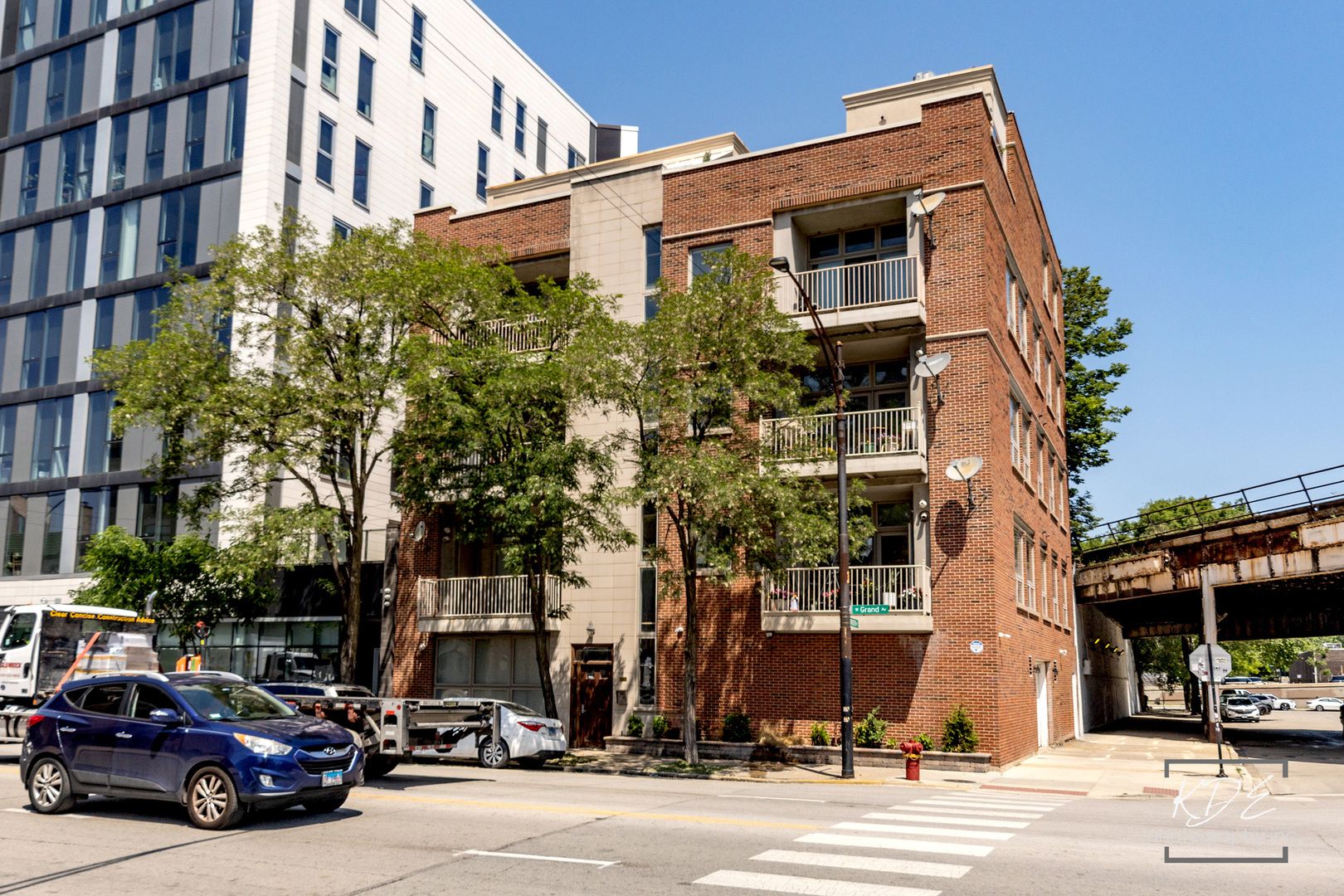 700 W Grand Avenue #3E — Chicago, IL 60654