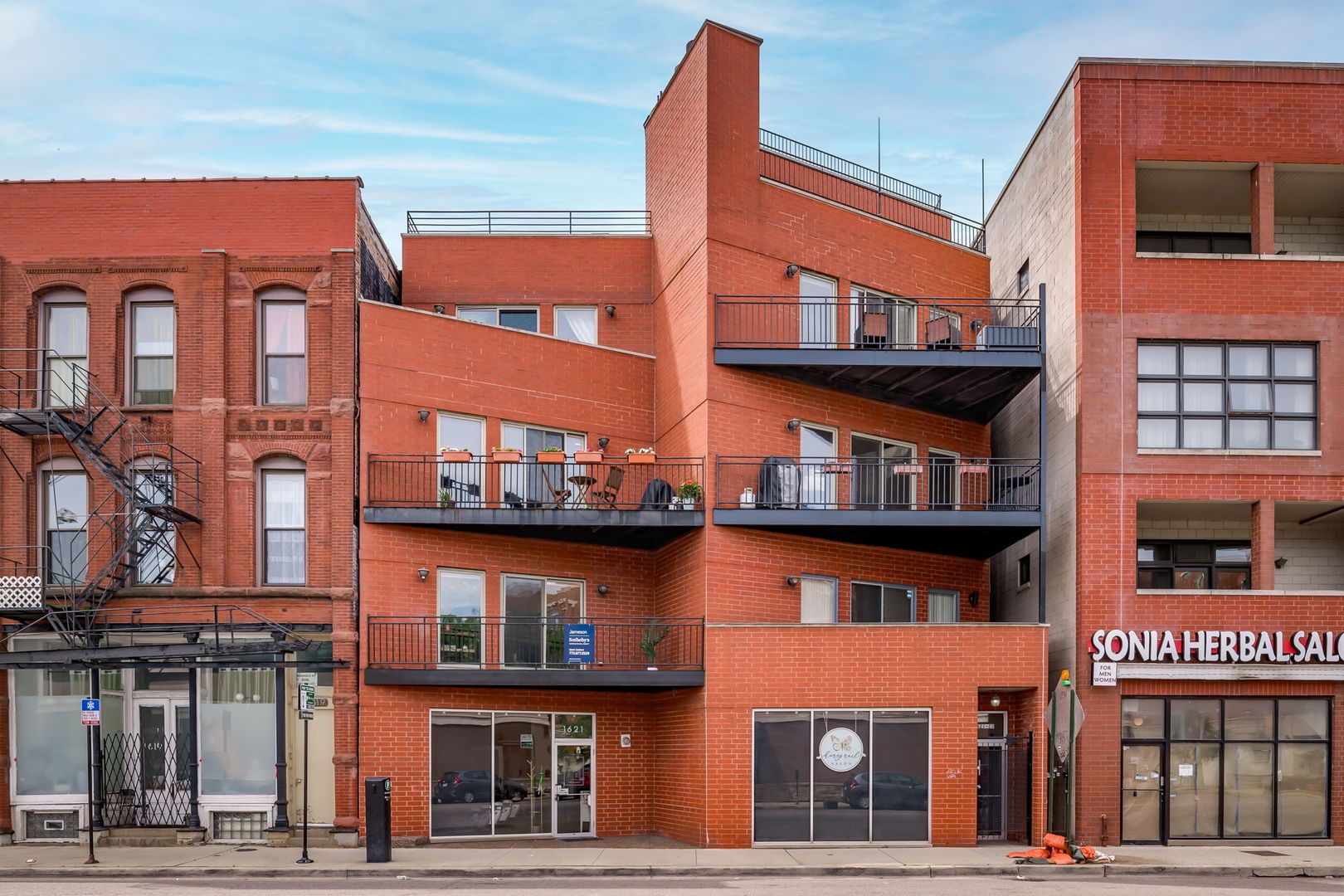 1621 W North Avenue #2E — Chicago, IL 60622
