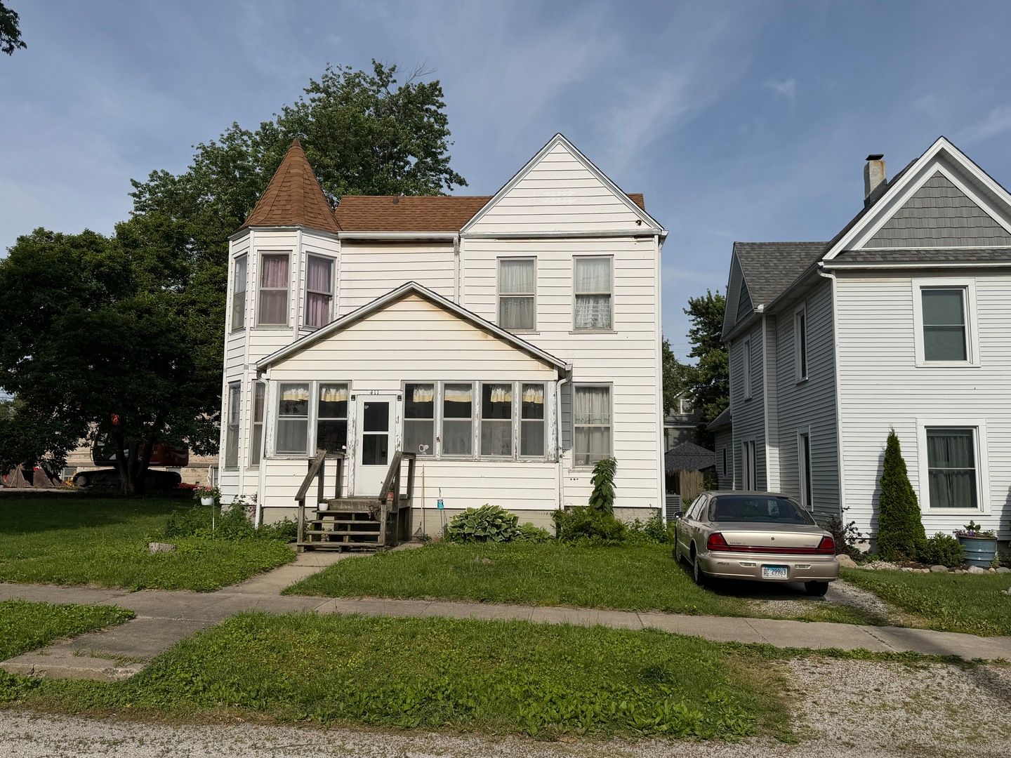 411 N Monroe Street — Clinton, IL 61727