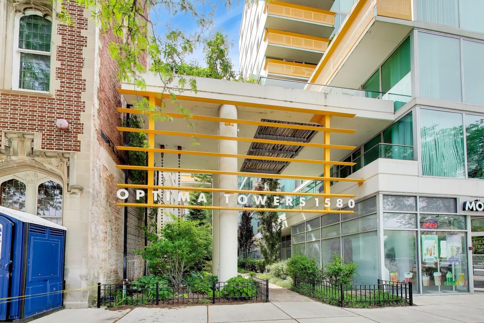 1580 sherman Avenue #PH6 — Evanston, IL 60201